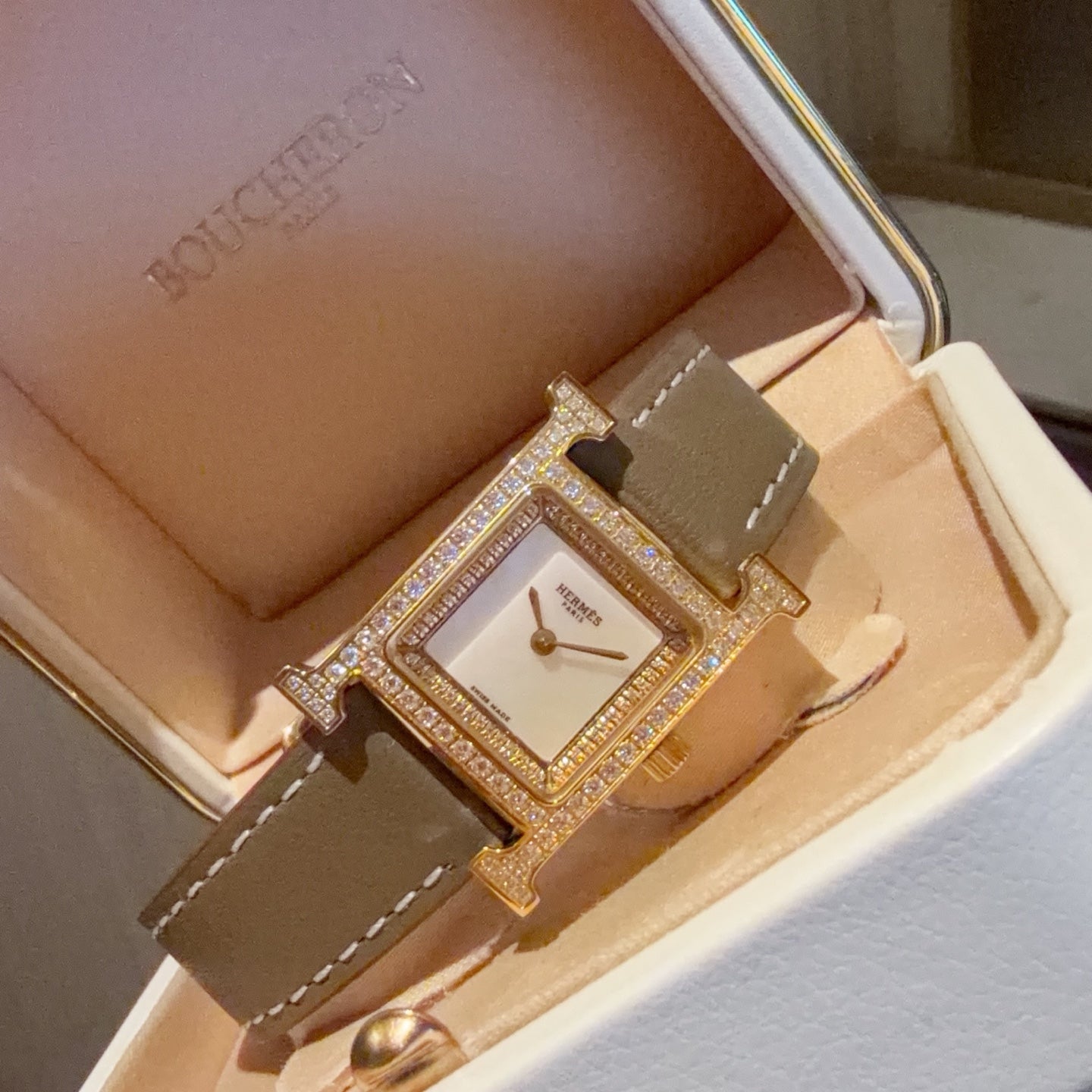 136RH66L Popular Watches