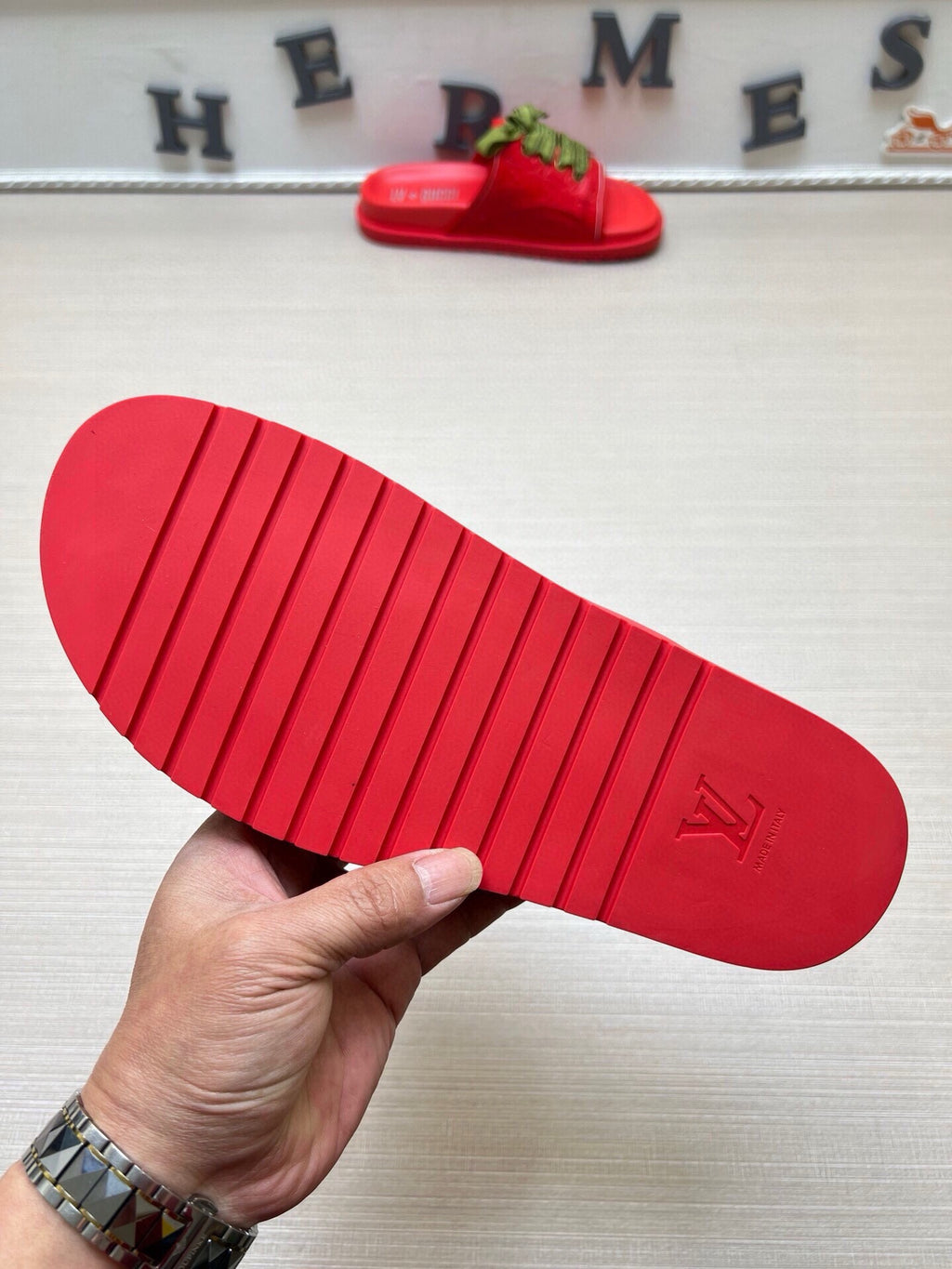 5WB242Z Popular Slippers