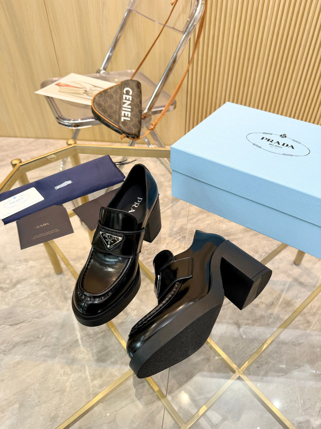 285ZPD63Z  Popular leather High heels