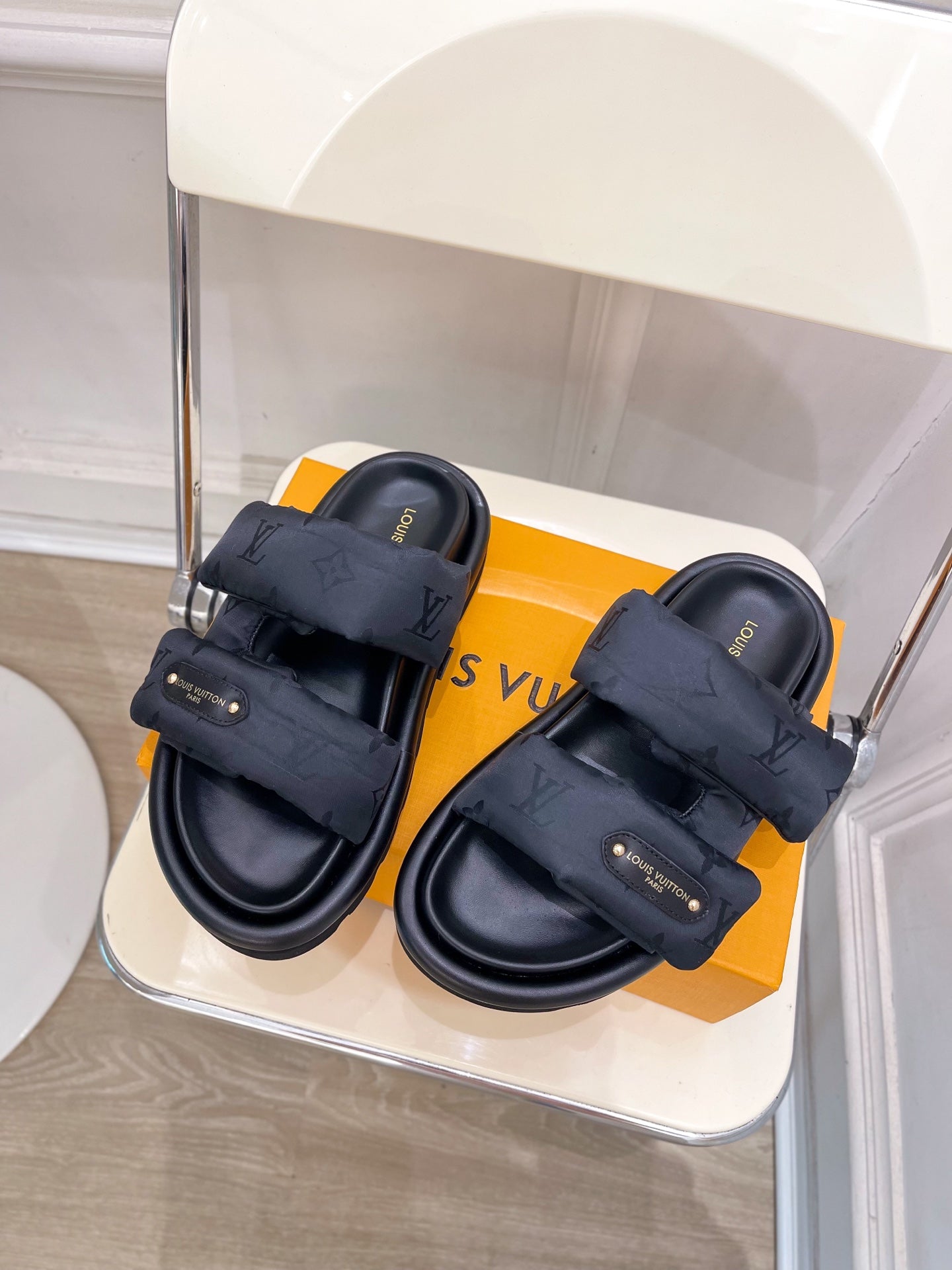 6105QE351Z Popular Shoes