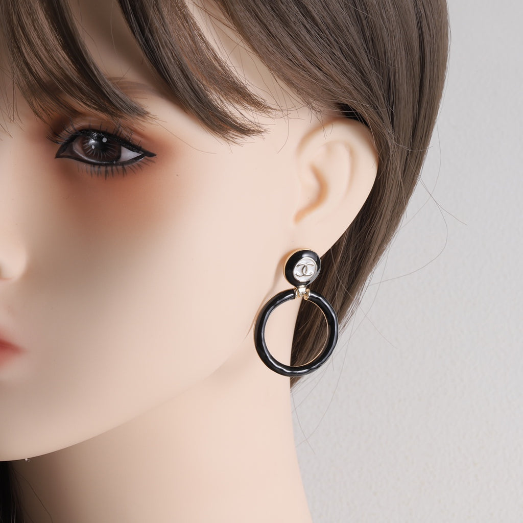 14C307E Popular Earrings