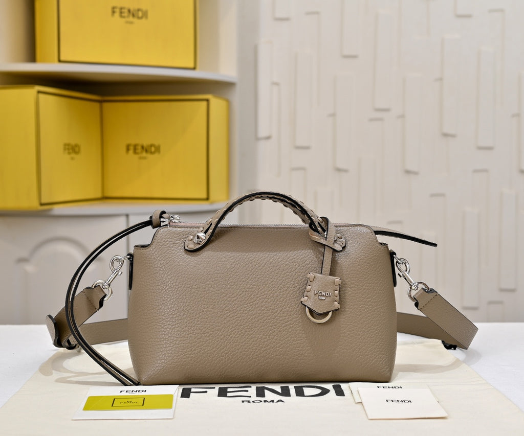 1WF109B Popular  leather bag