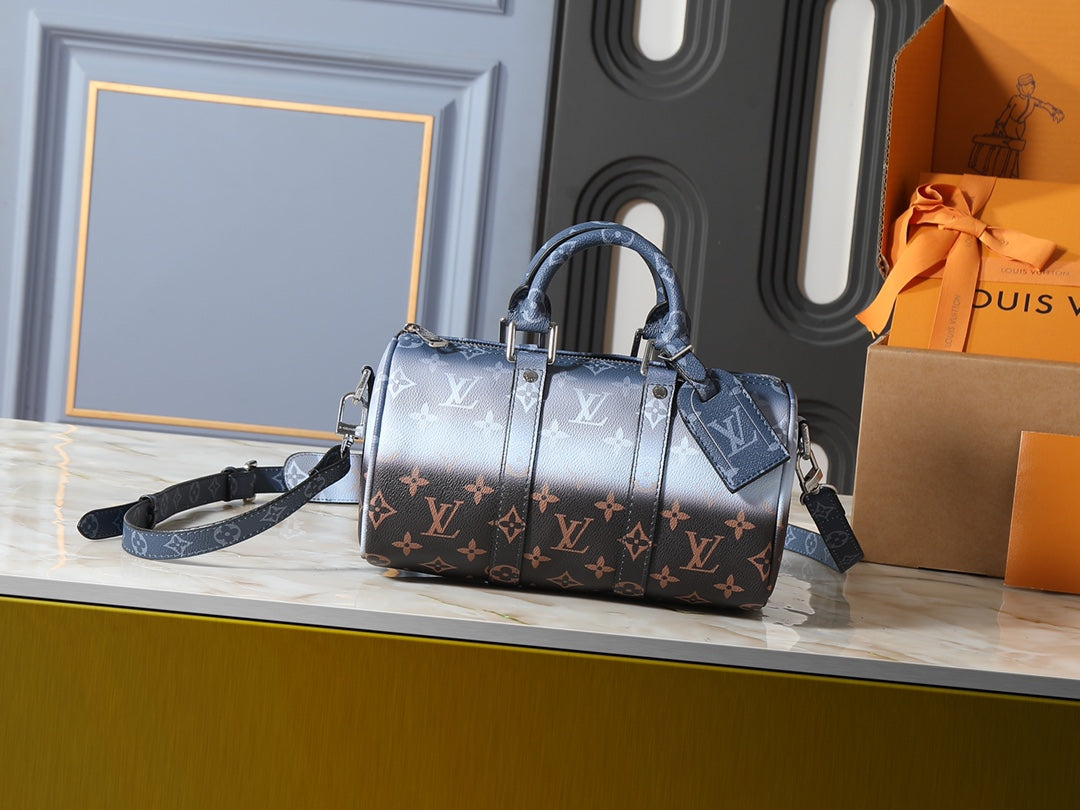 146PE30B Popular leather bag