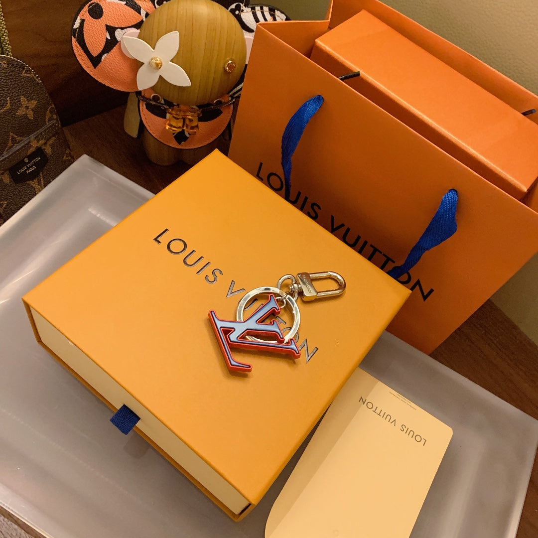 35ZE98A Popular bag 's charms accessories