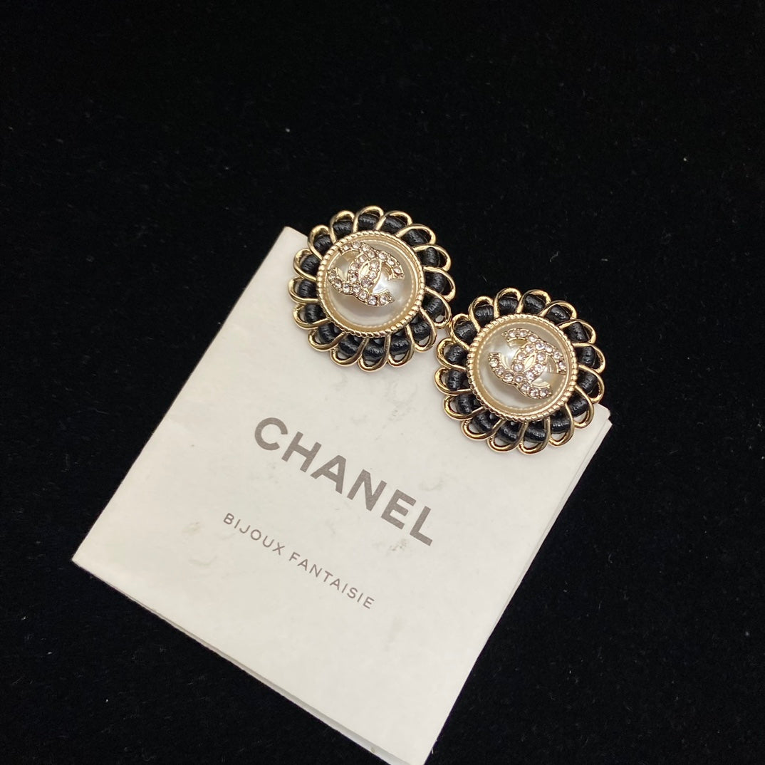 14C680E Popular Earrings