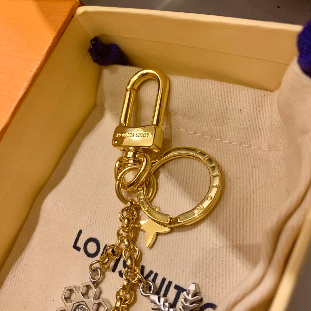 35ZE96A Popular bag 's charms accessories