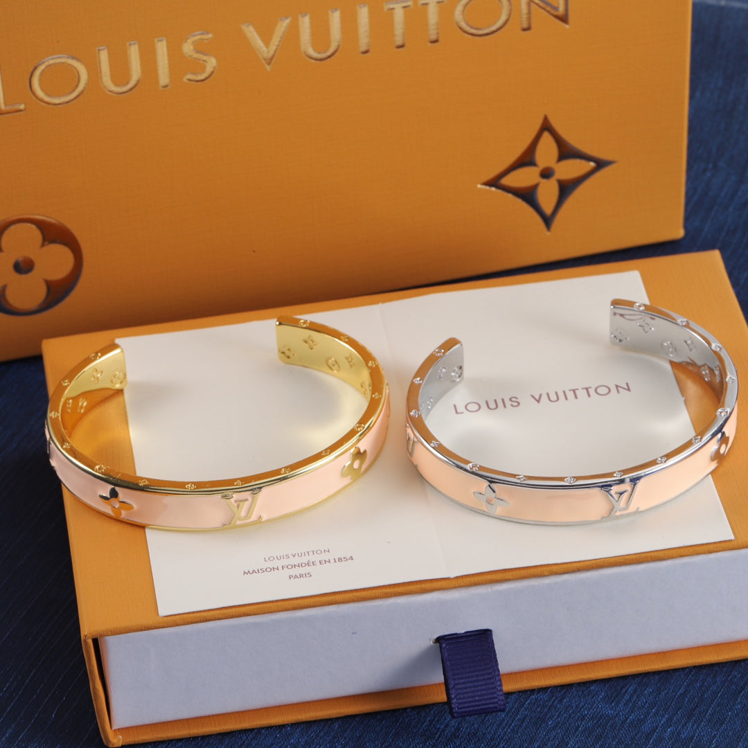 14E1092K  Popular  Bracelets