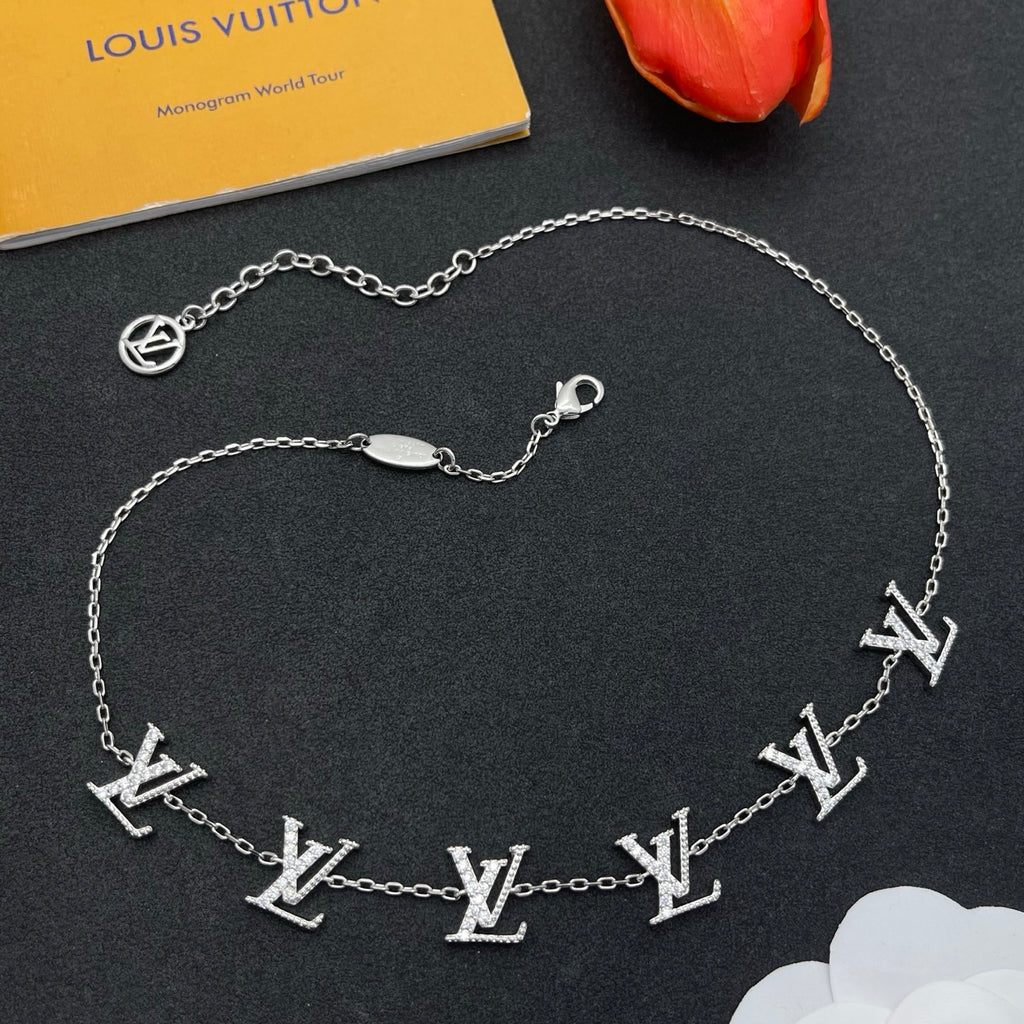 X1N36E69X Popular  Necklaces
