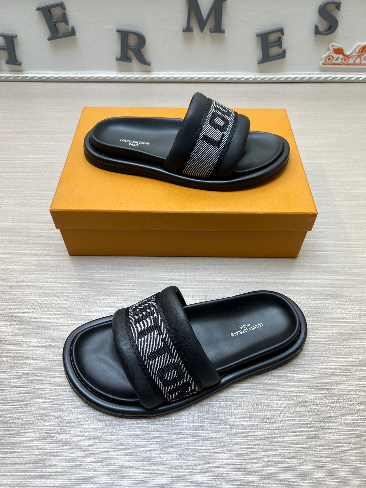 535ZE298Z Popular Slippers
