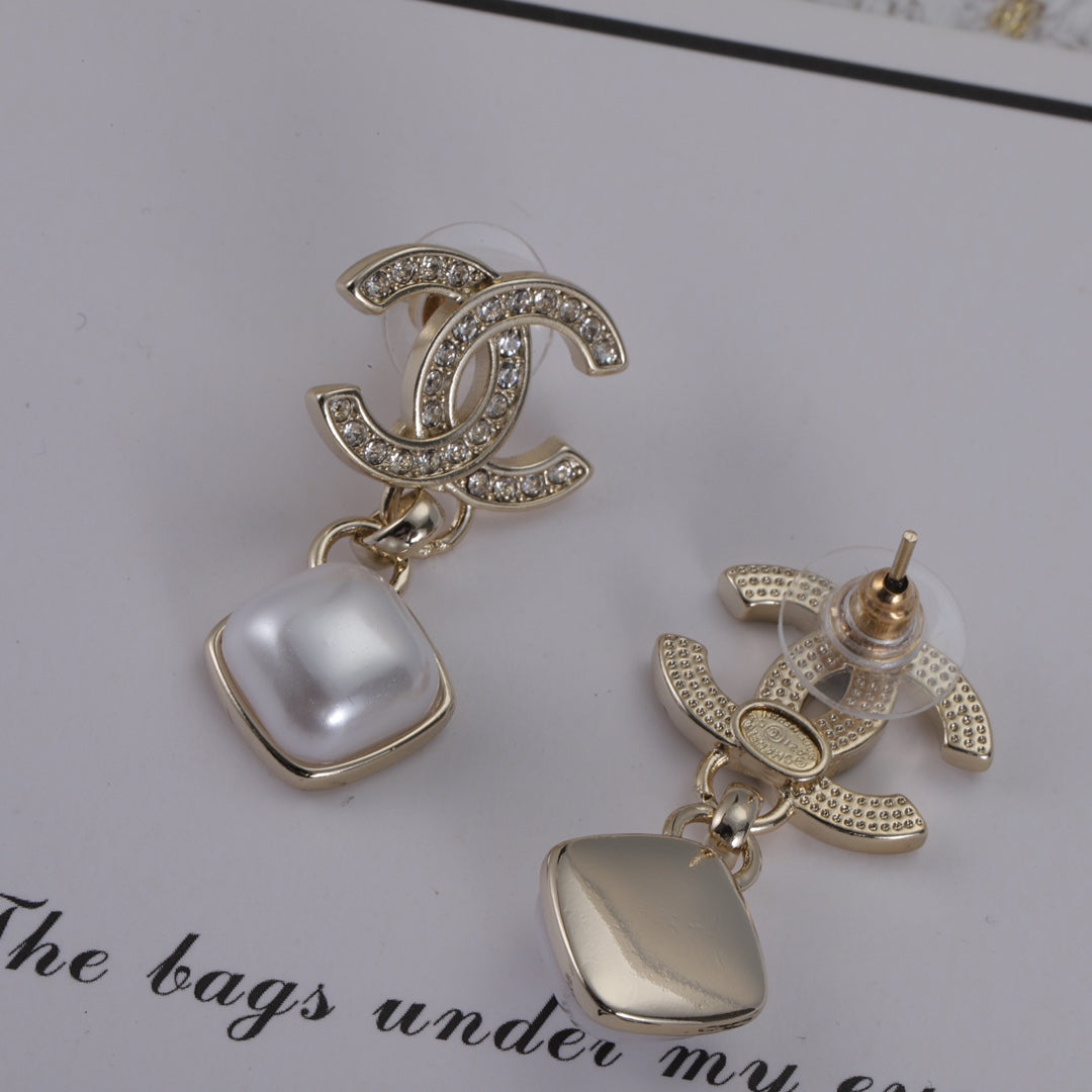 14C300E Popular  Earrings