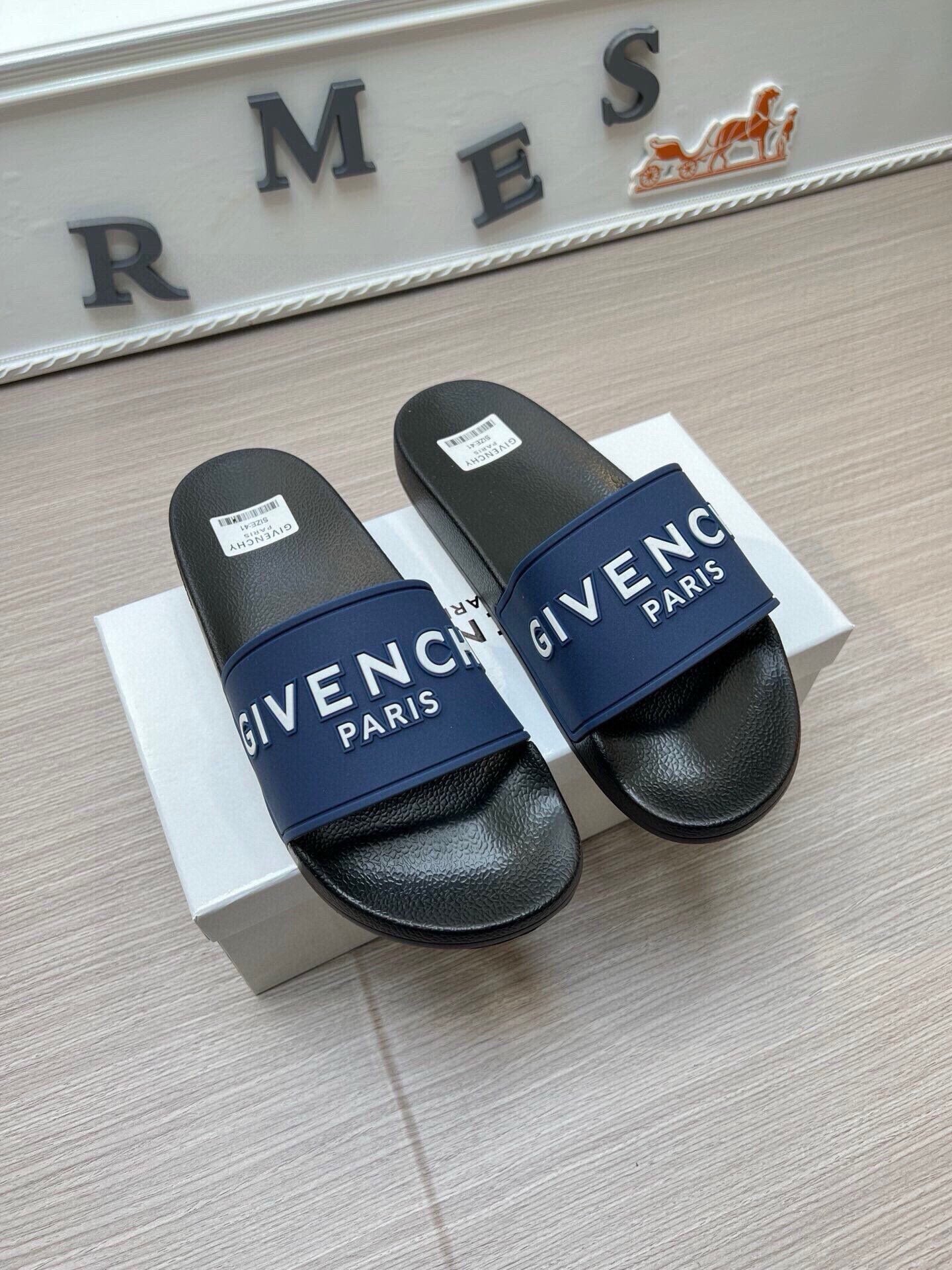535ZGV263Z Popular Slippers