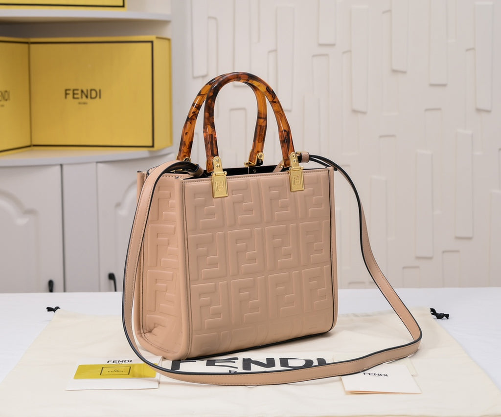 136PF101B Popular leather bag