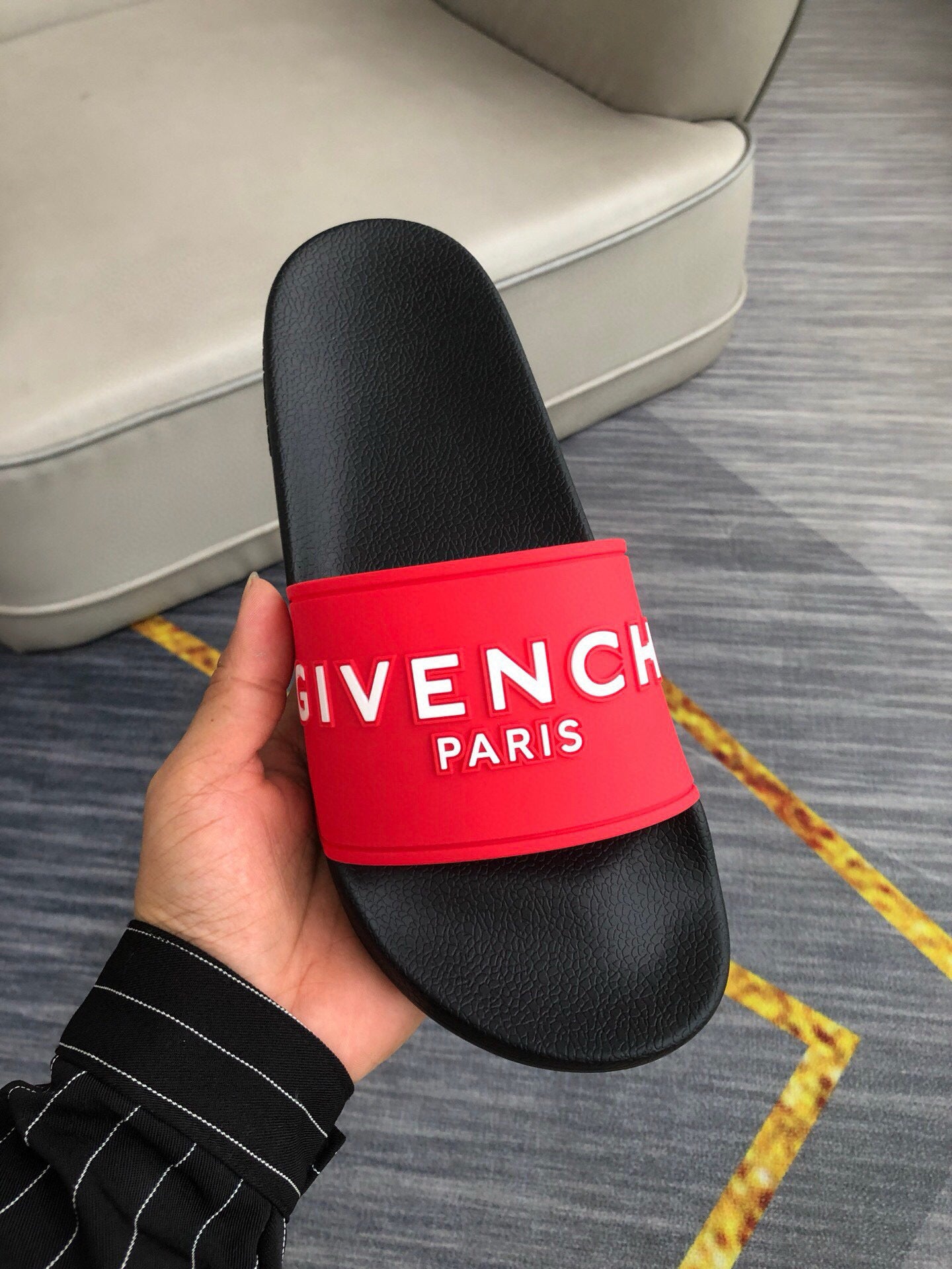 535ZGV265Z Popular Slippers