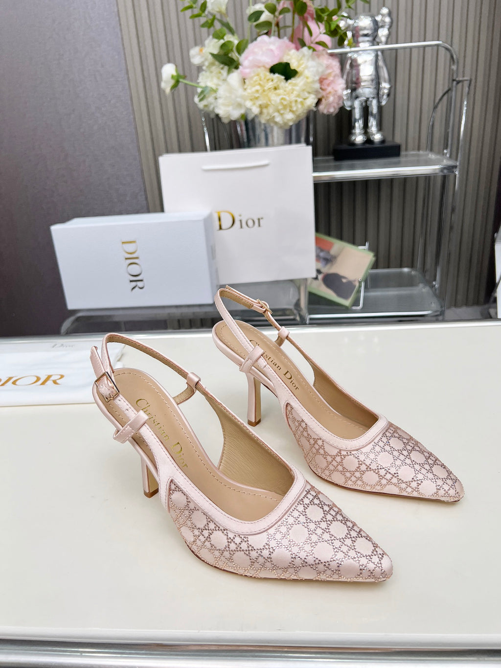 295QD116Z Popular high-quality leather  High heels