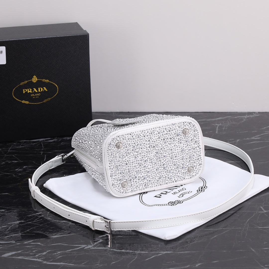 2XPD265B Popular    leather bag 