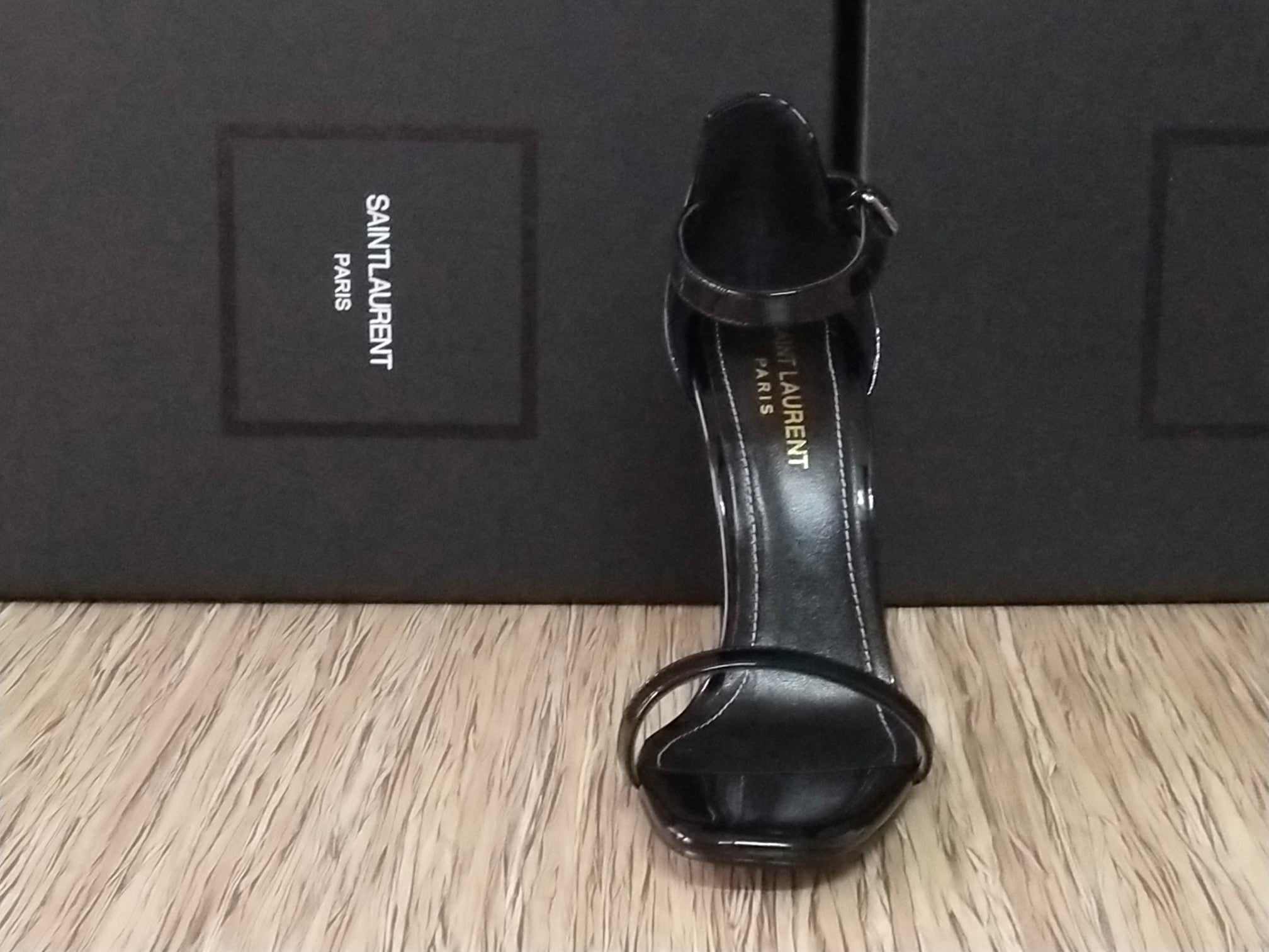 2XSL147Z Popular leather high heels（patent leather）