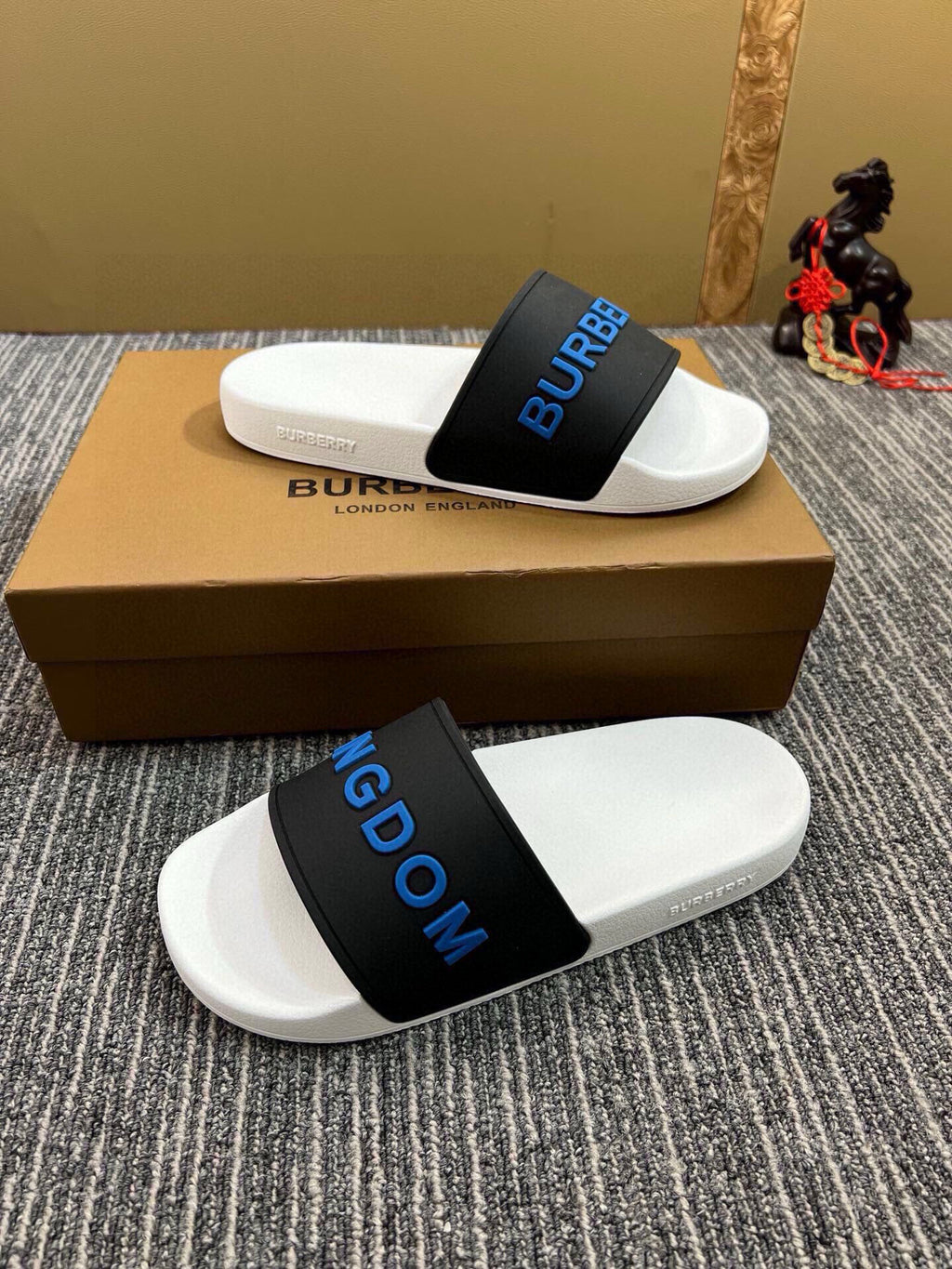 535ZR255Z Popular Slippers