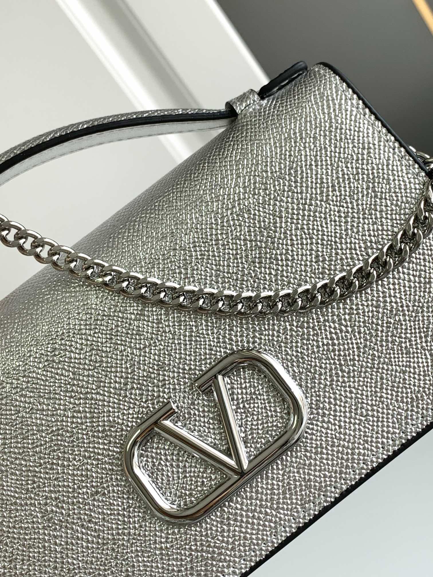 1XVL272B Popular   leather bag 