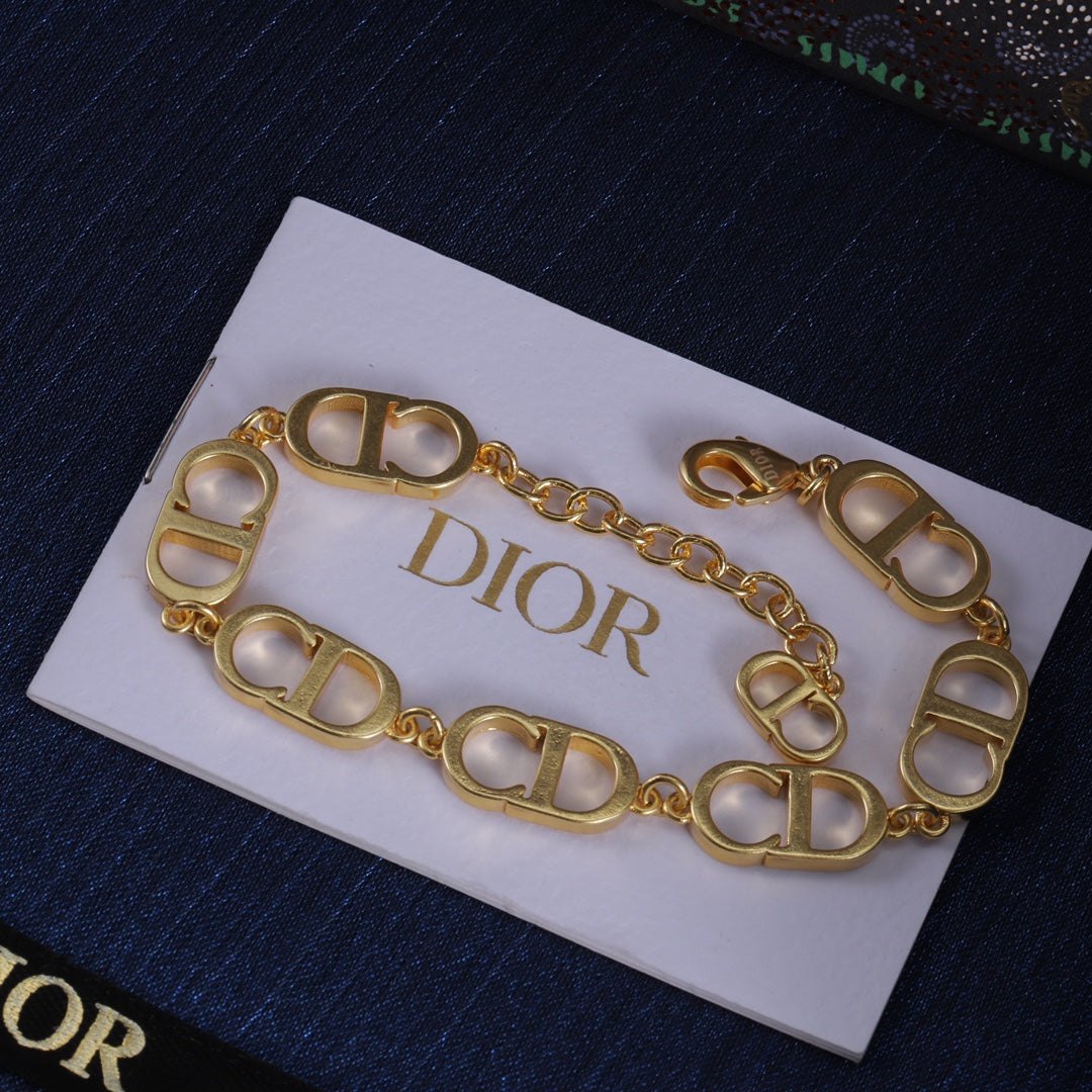 136ND40K Popular   Bracelets
