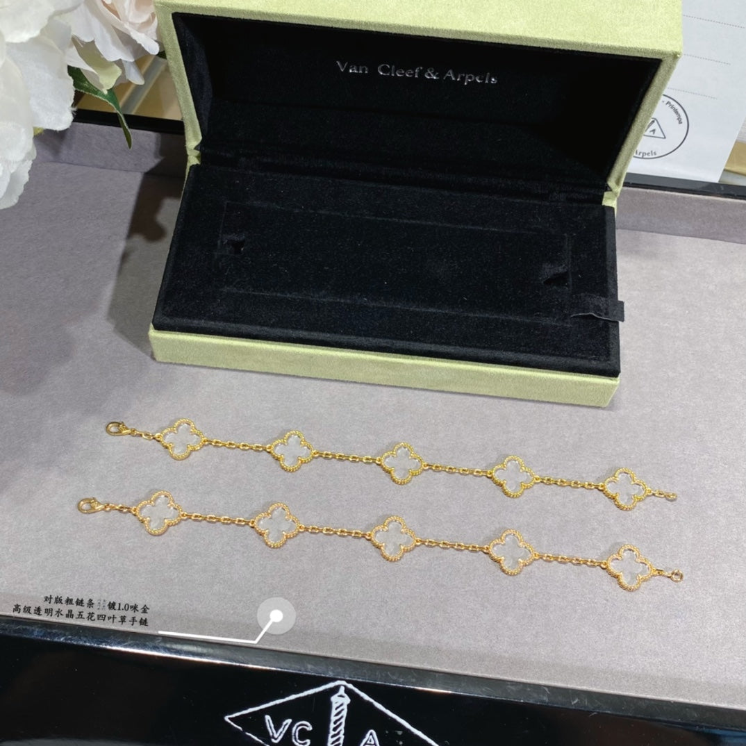 5XVA180K  Popular bracelets 5 flowers normal size1.5cm flower