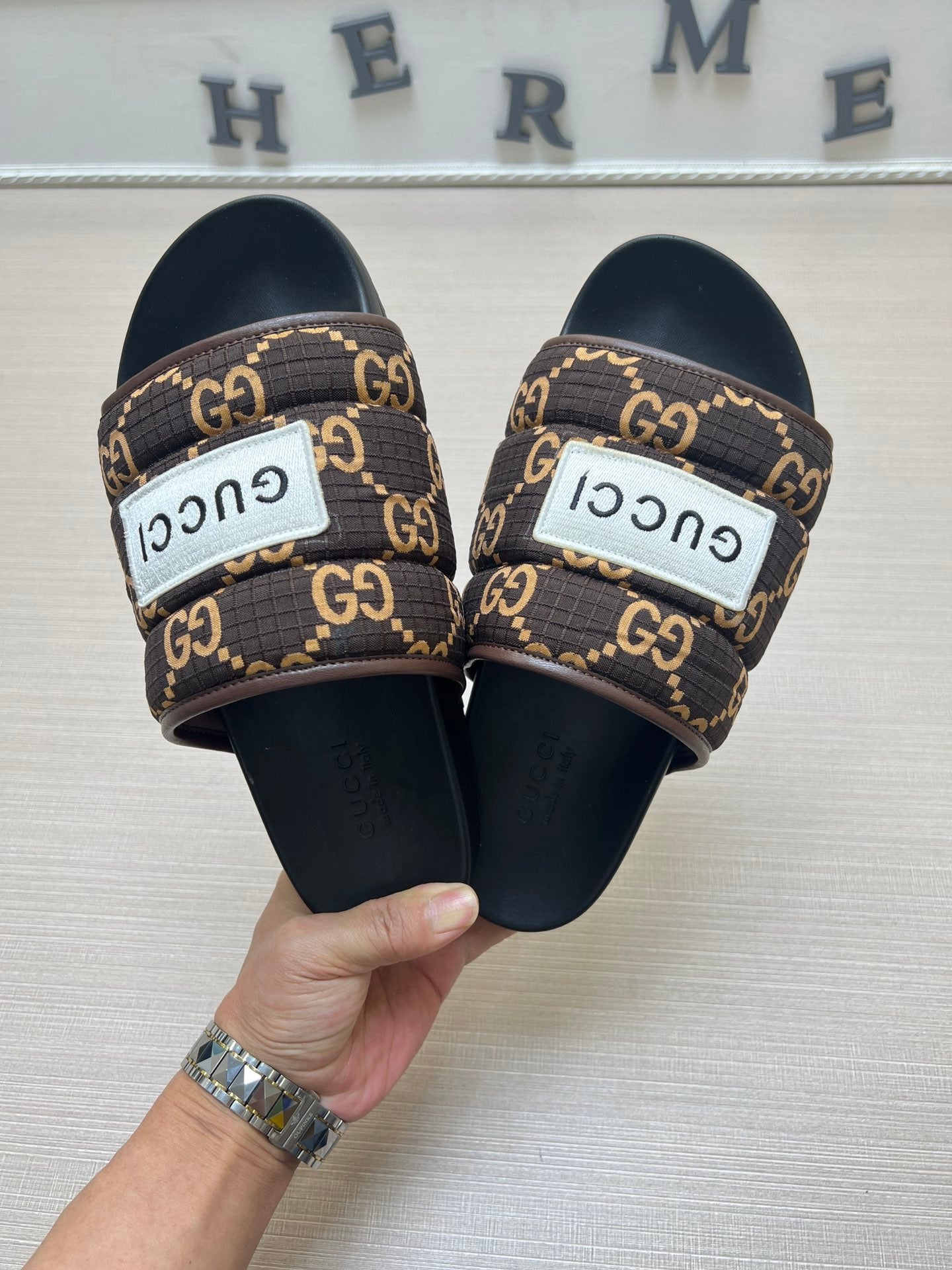 54B49Z Popular slippers