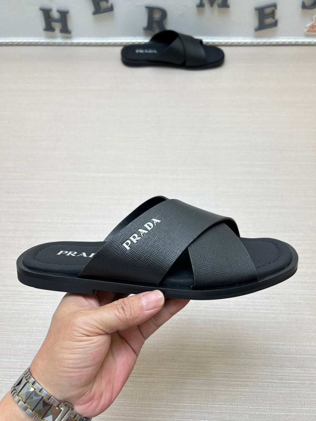 54PD72Z Popular slippers