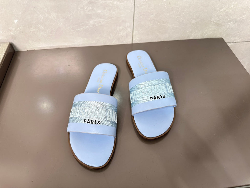 14D32Z Popular slippers