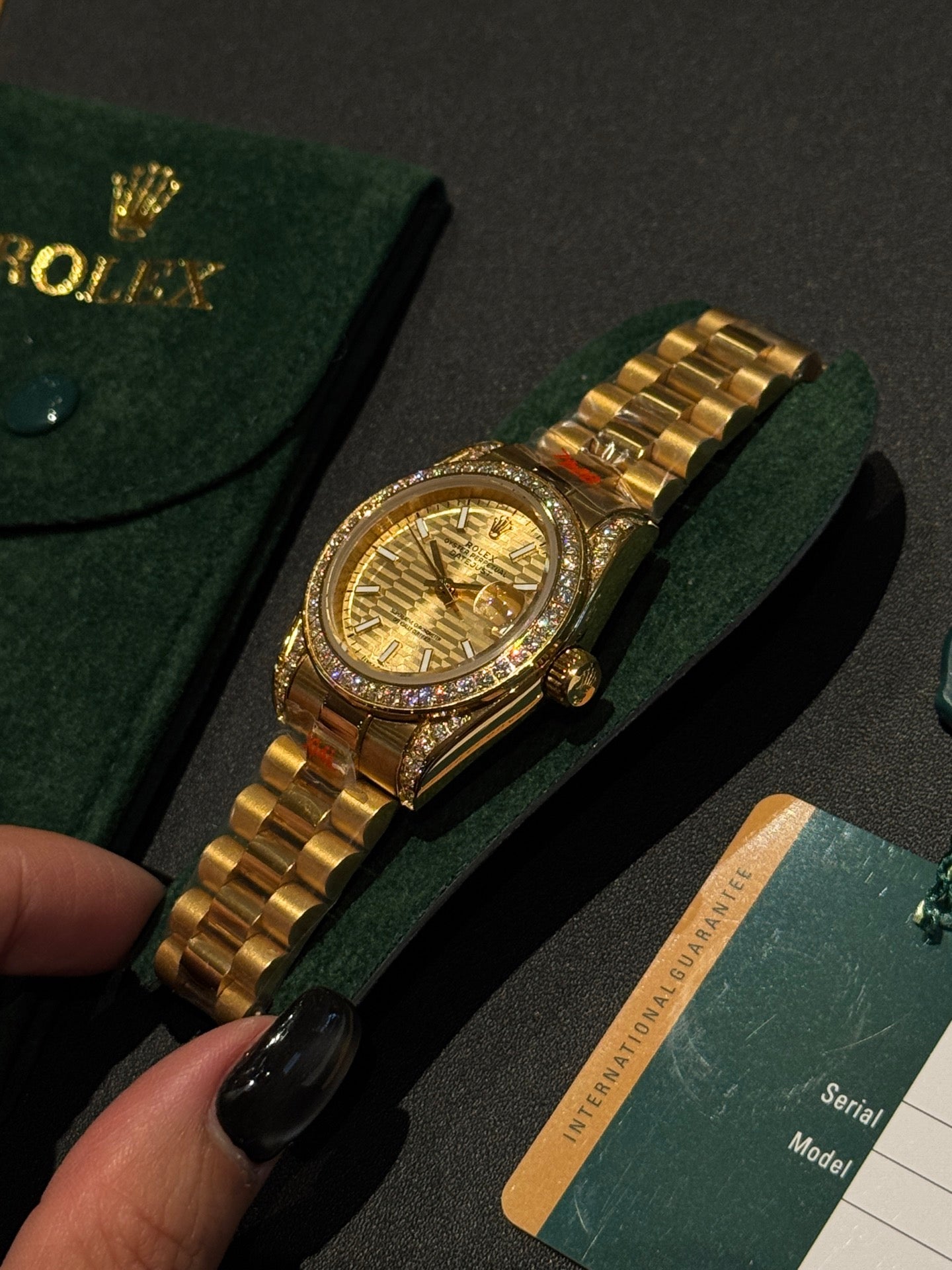 136RL15L Popular Watches