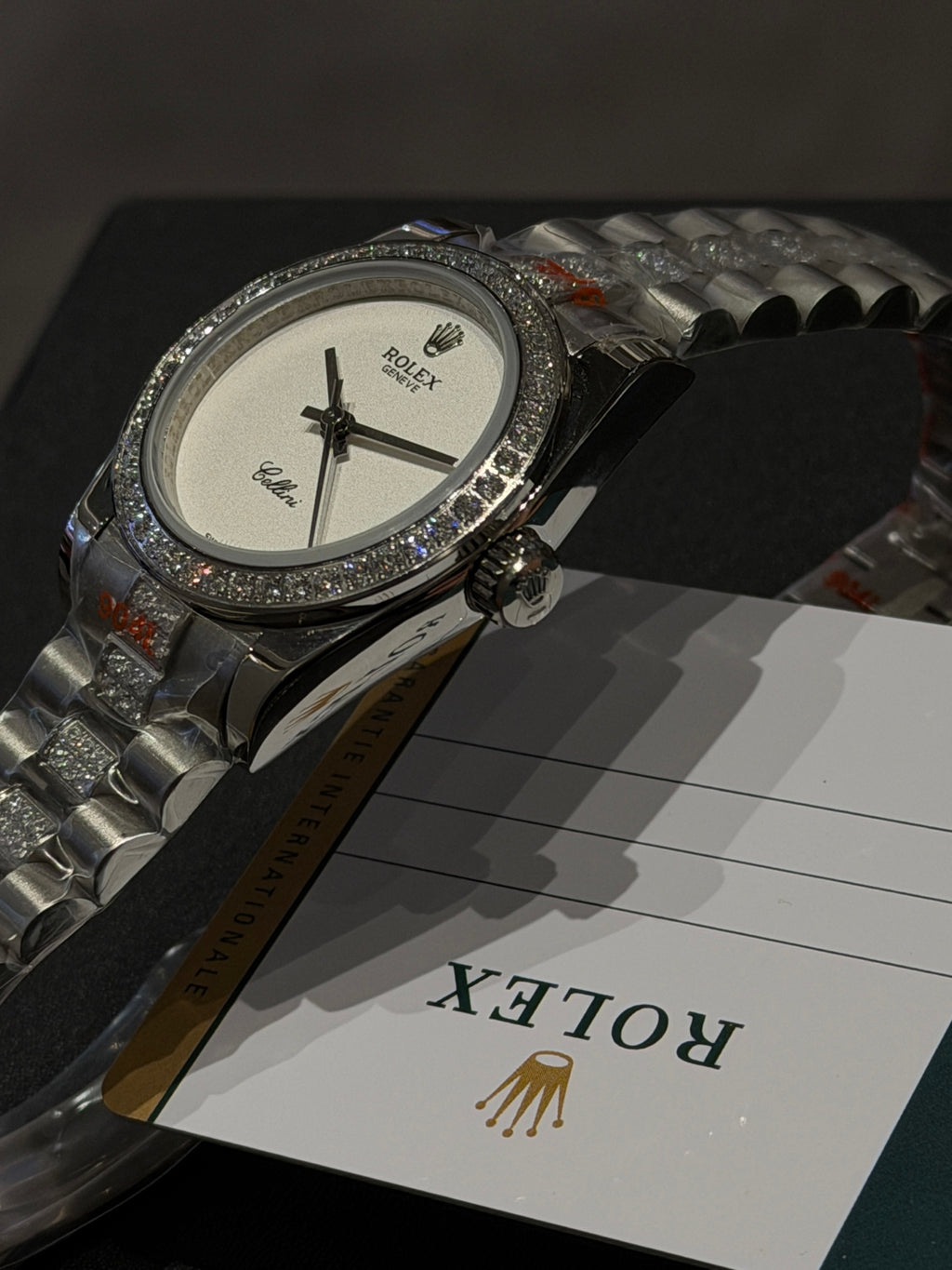 136RL24L Popular Watches