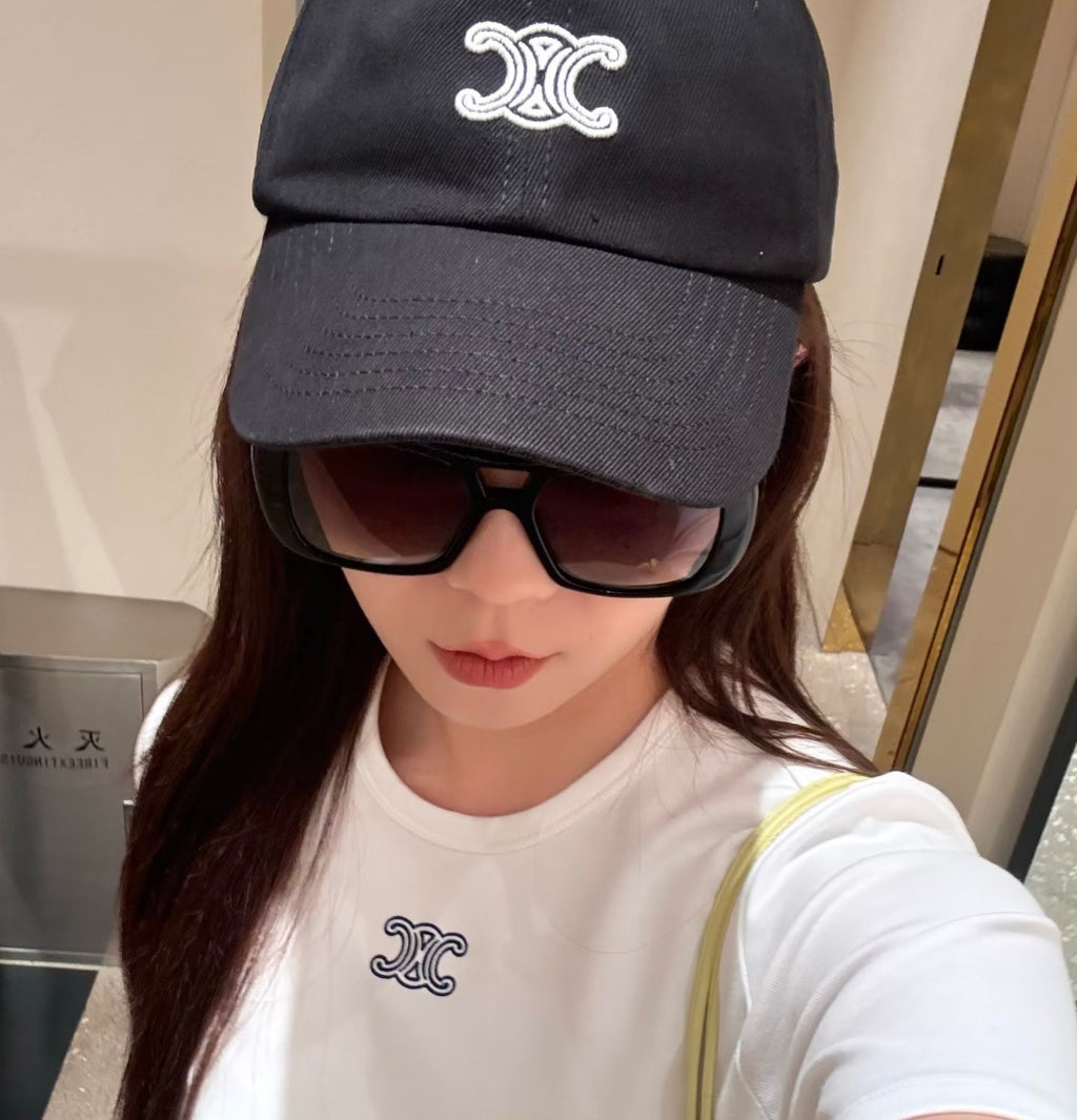 16XA19M Popular hats