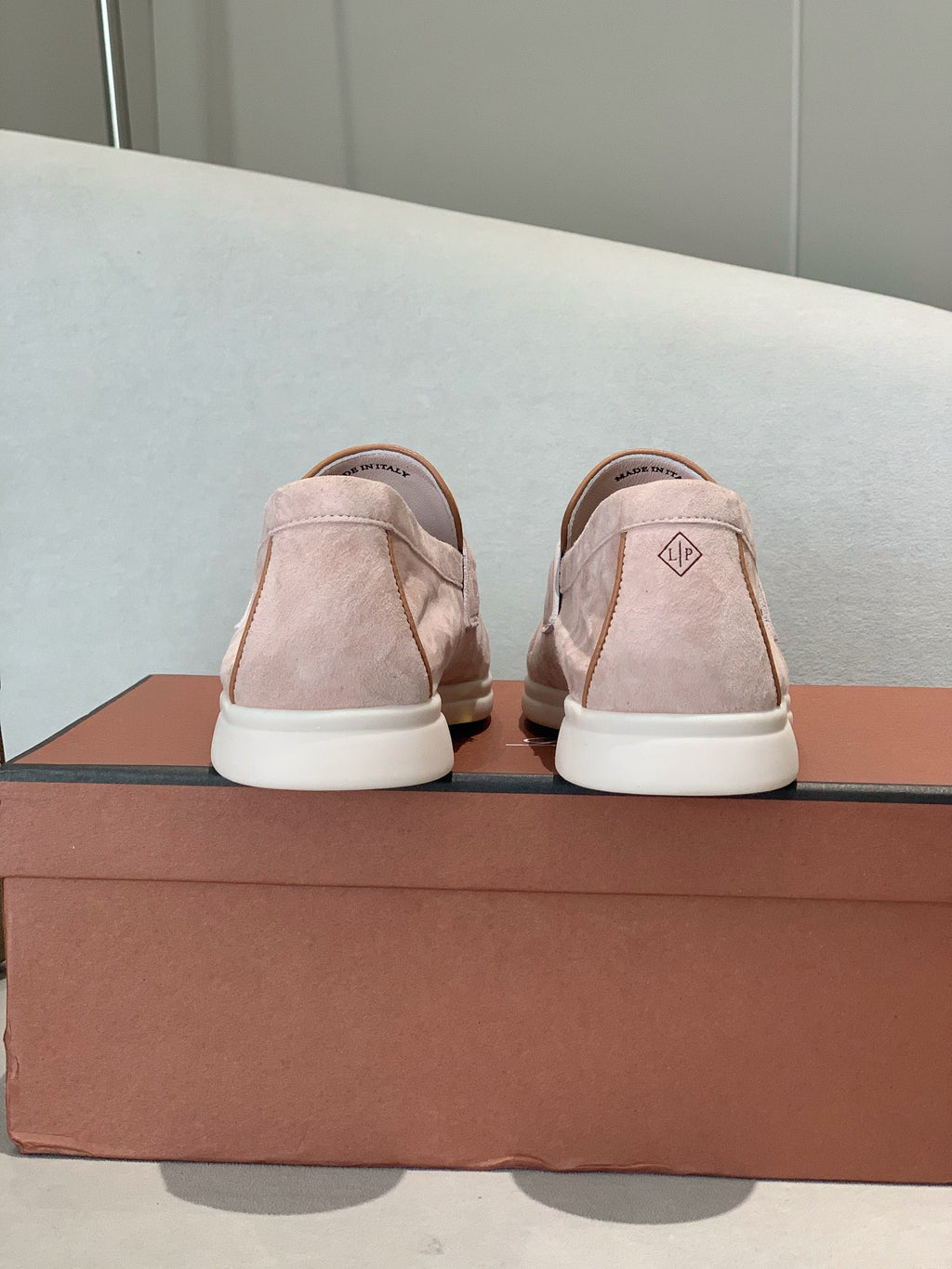J55RA10Z Popular high-quality shoes