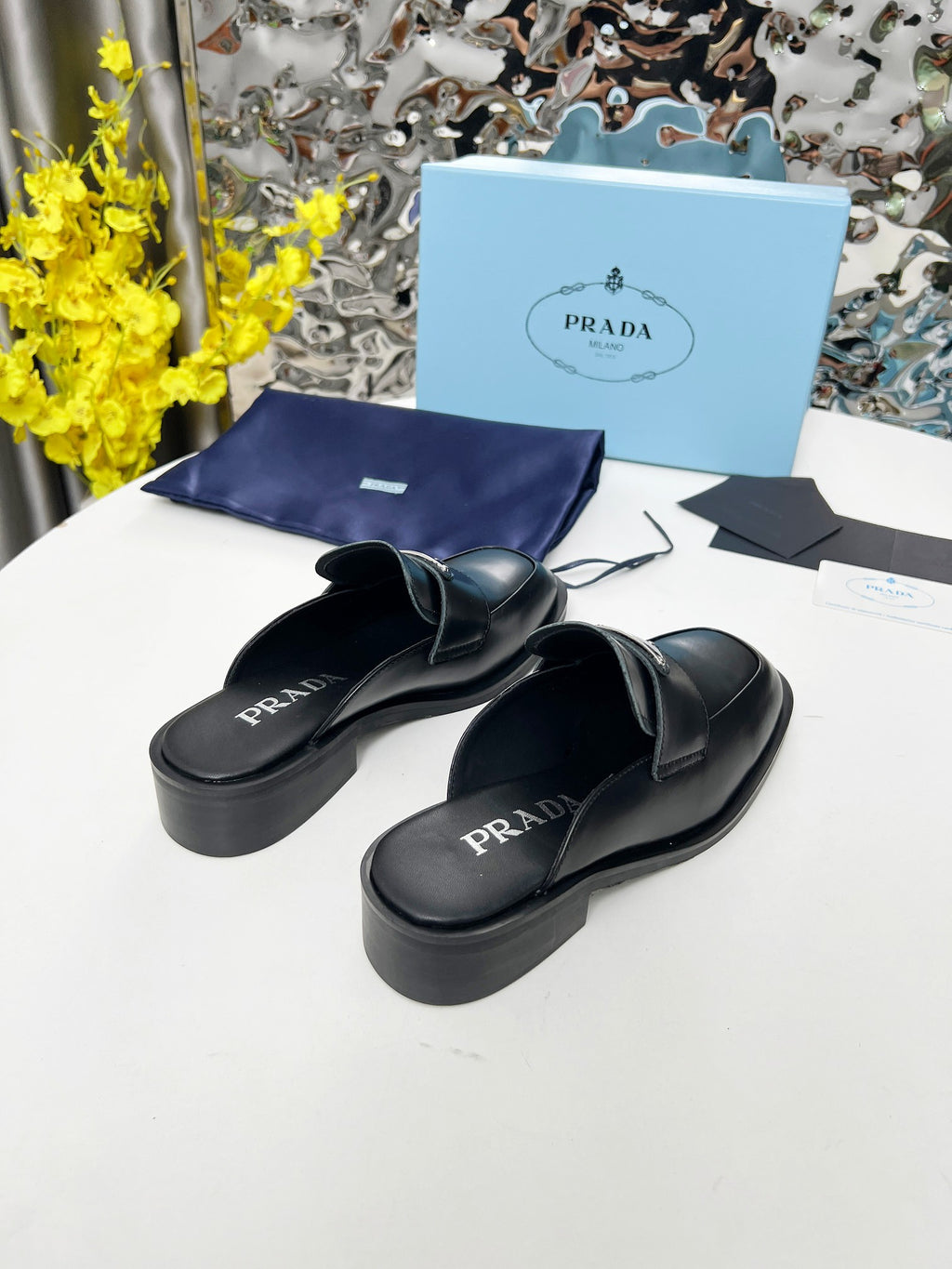 2105QP403Z Popular high-quality leather Shoes
