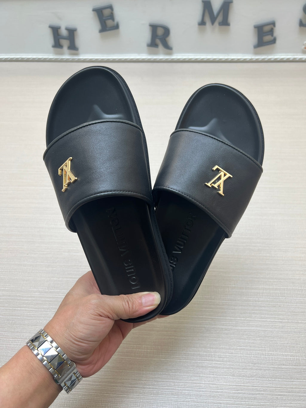 54E9Z Popular slippers