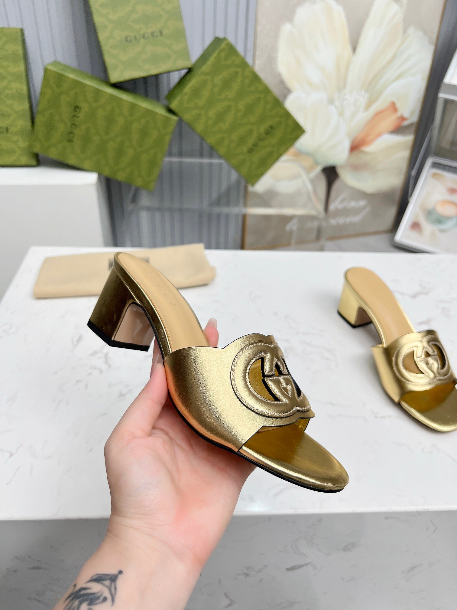 Z2X56B33 Popular high-quality leather Shoes 5.5cm