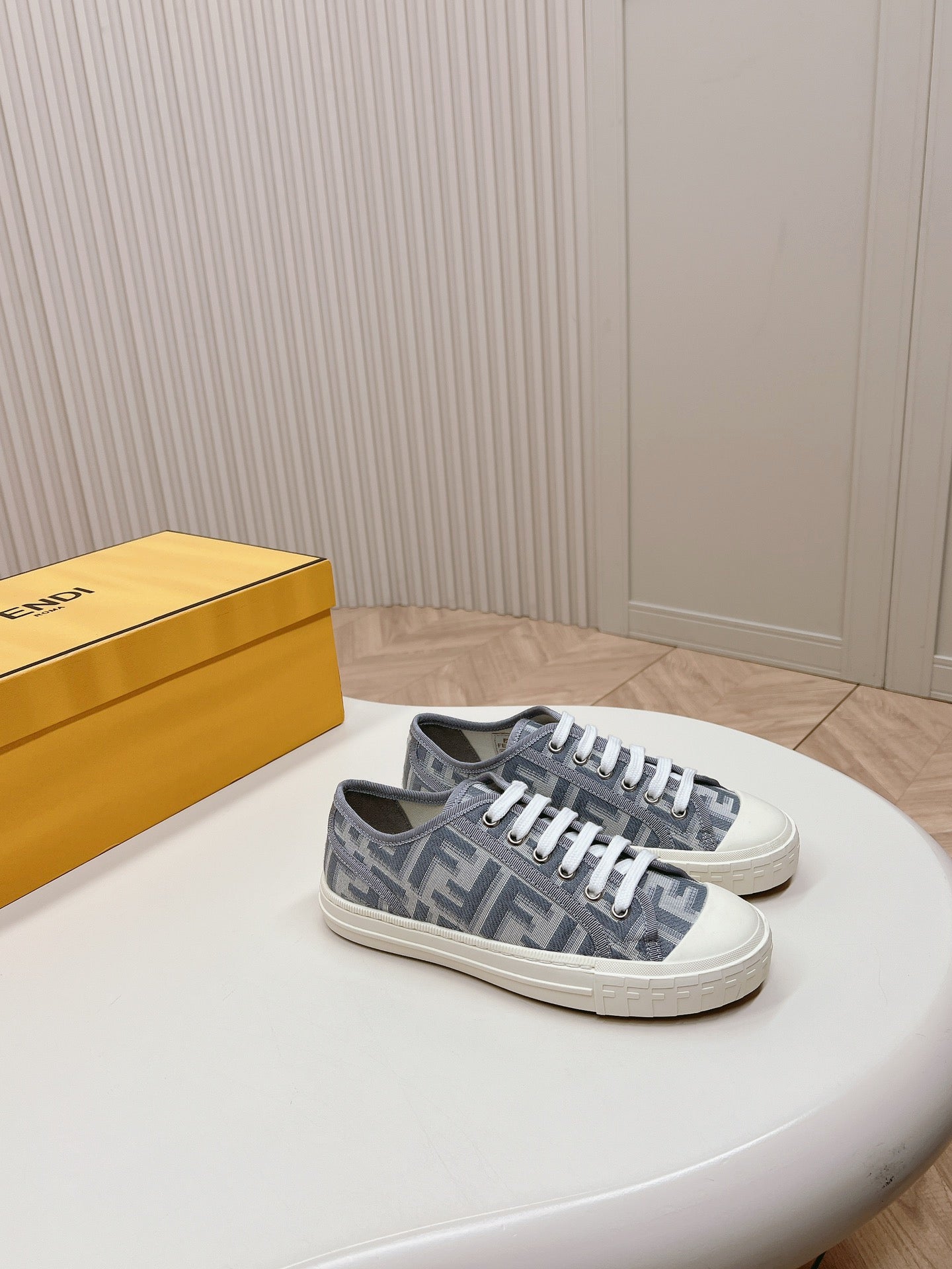 2105QF423Z Popular high-quality Shoes