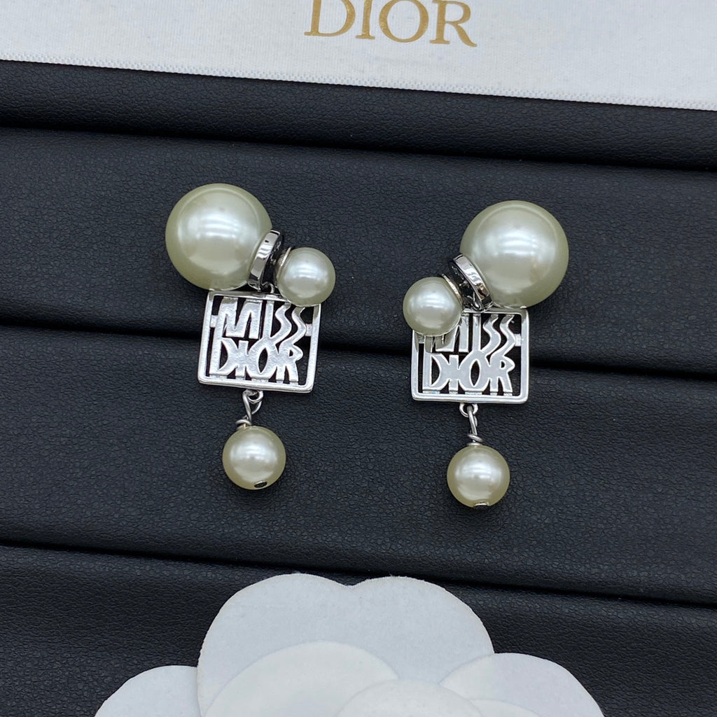 14D1068E Popular Earrings