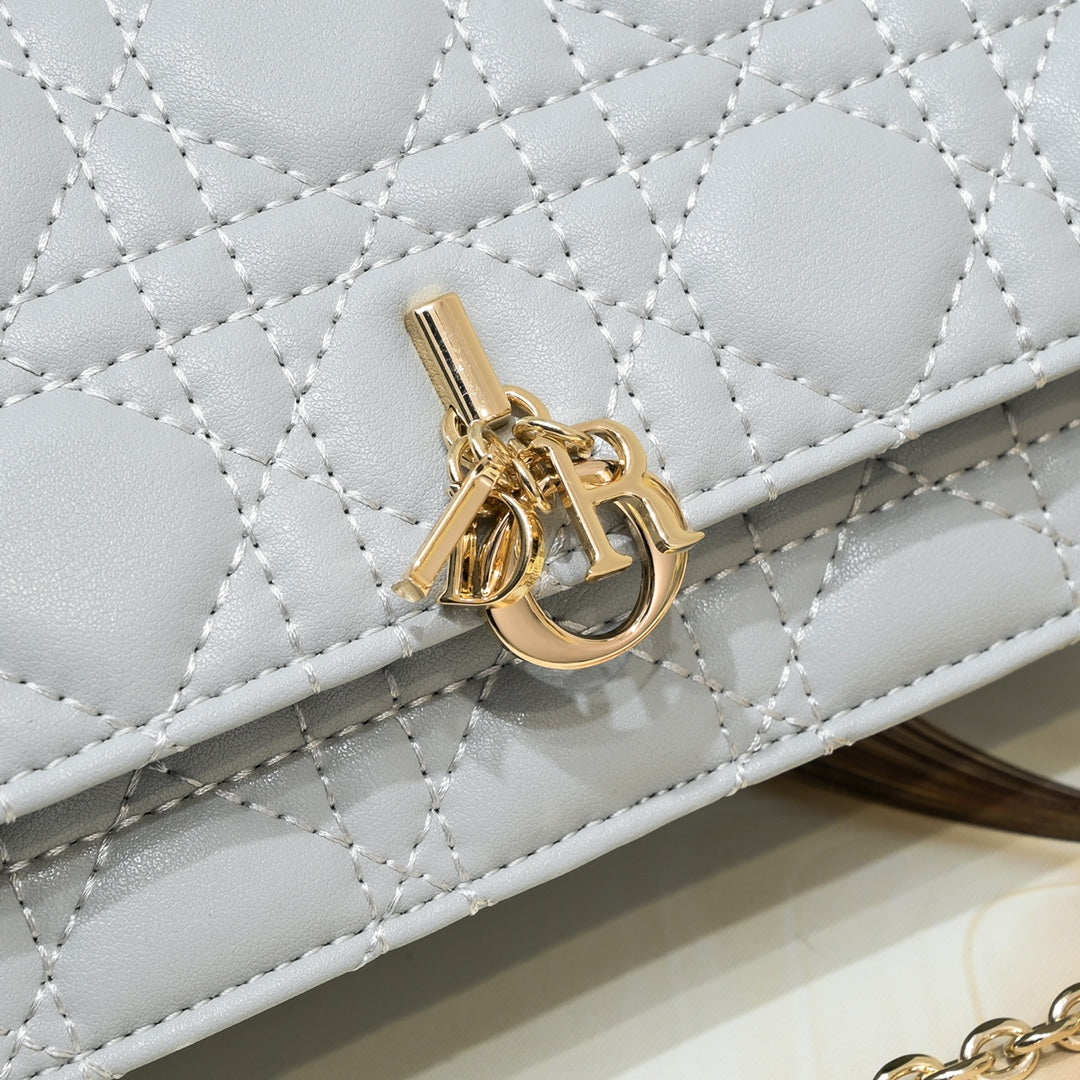 136ND29B Popular leather bag