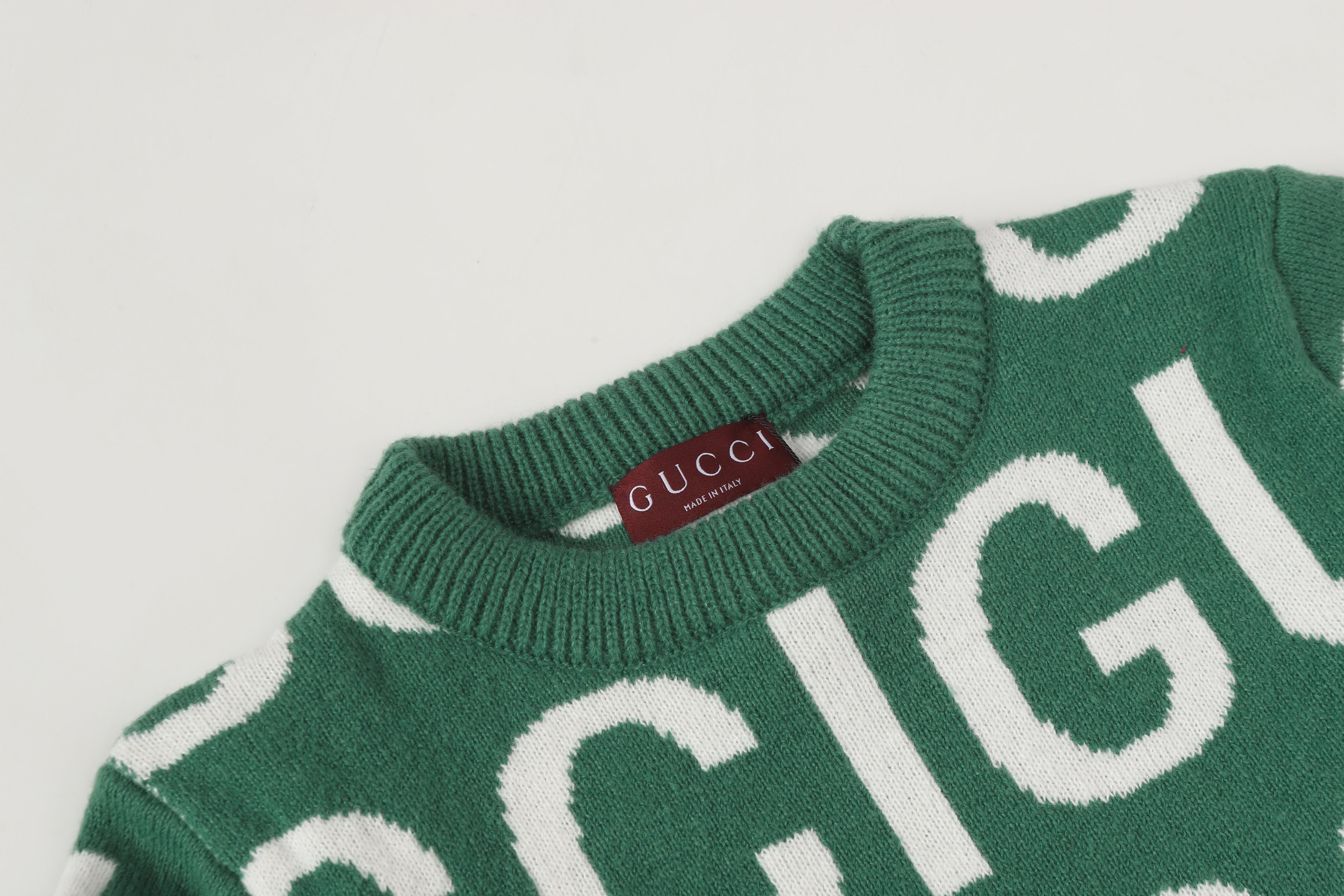105ZB403U Popular Sweaters