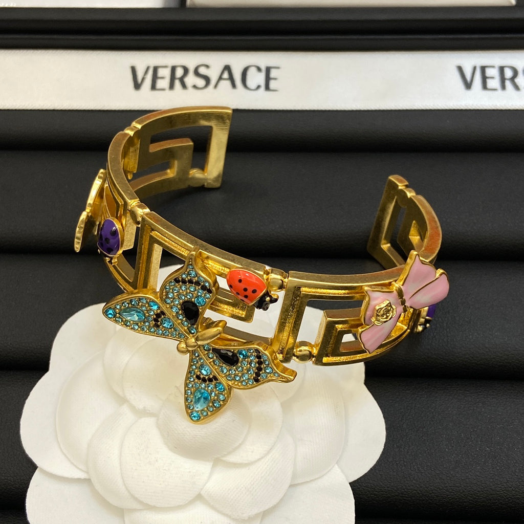 15QV65K  Popular Bracelets