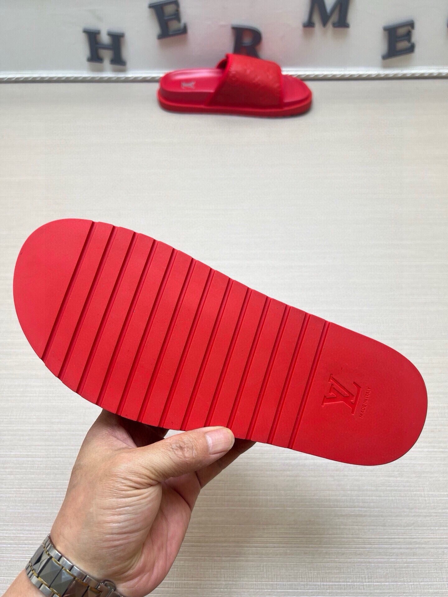 5LE210Z Popular Slippers