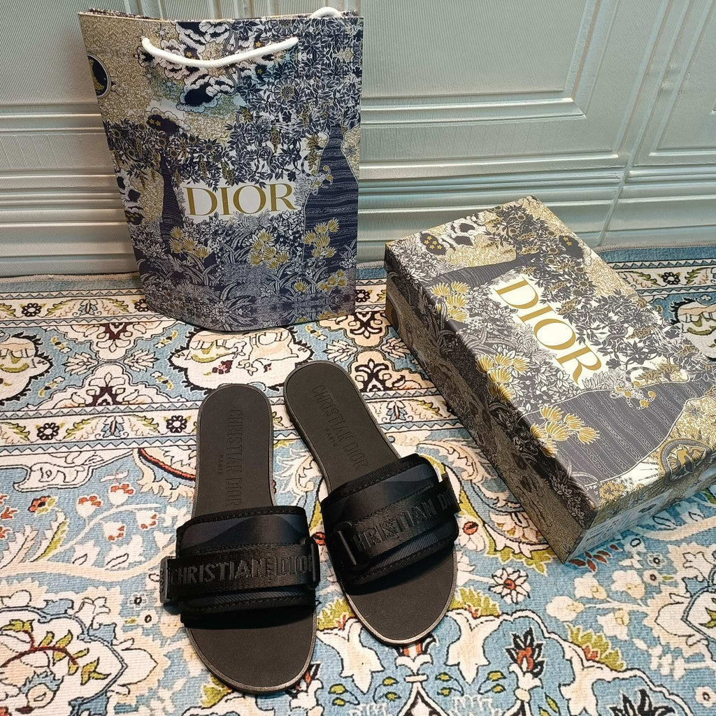 14D20Z Popular Slippers