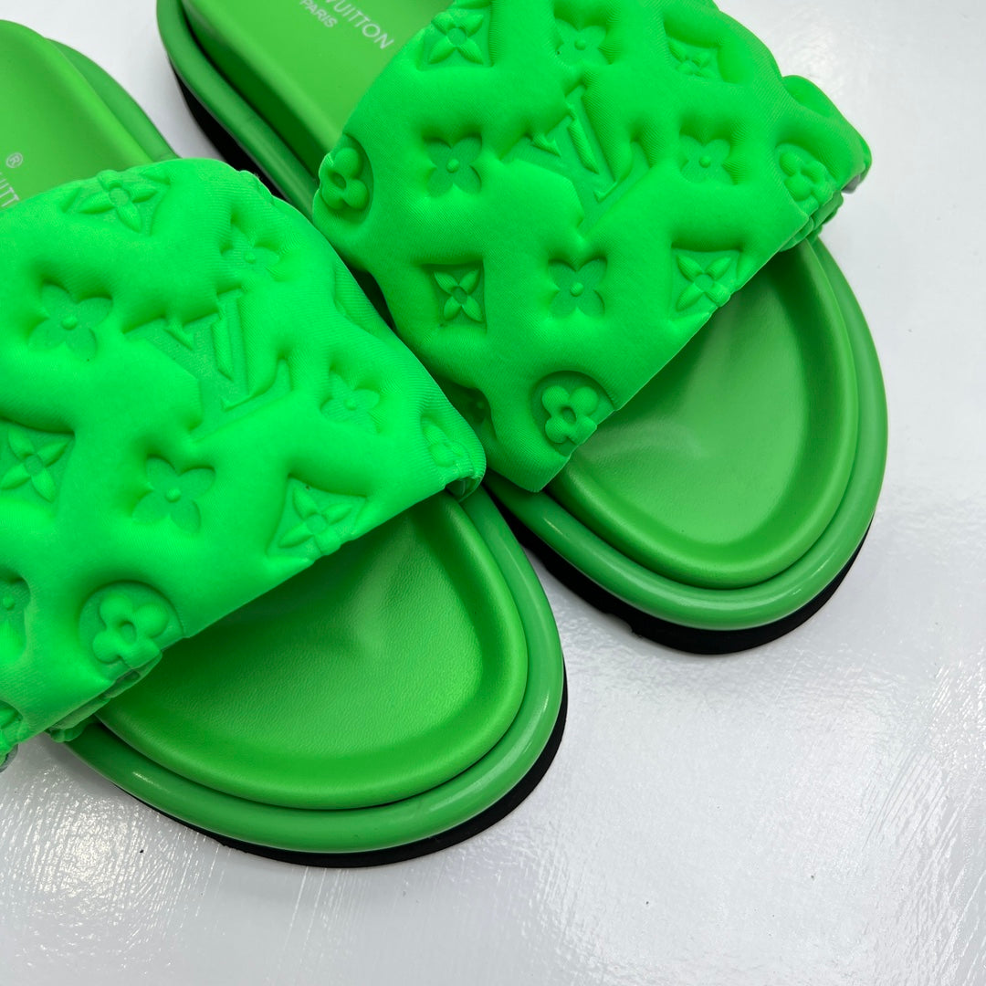 5YE115Z Popular Slippers
