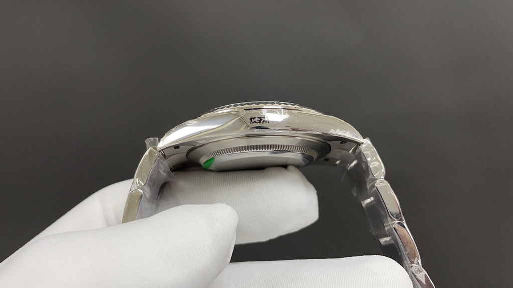 136RL9L Popular Watches