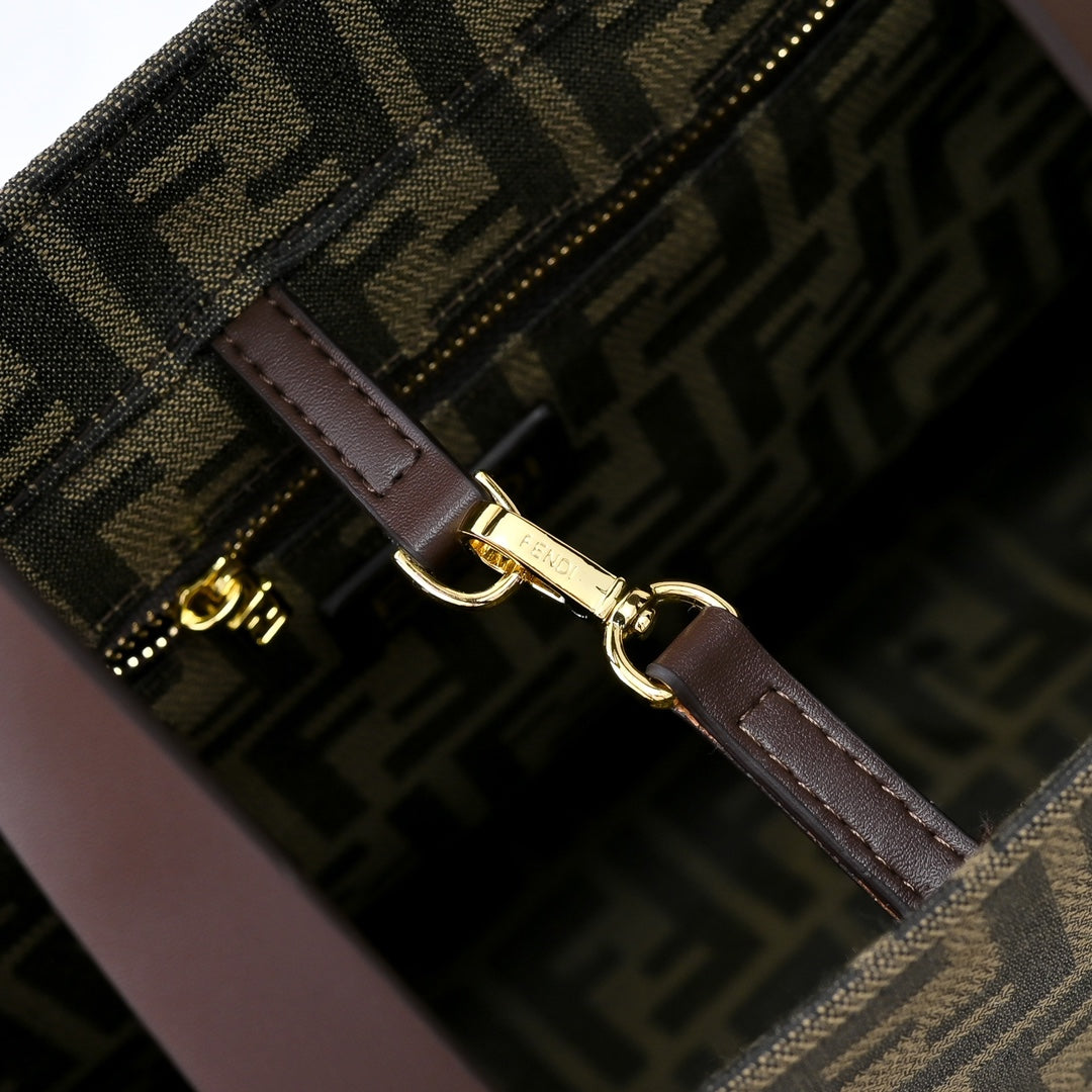 15RF135B Popular Bags