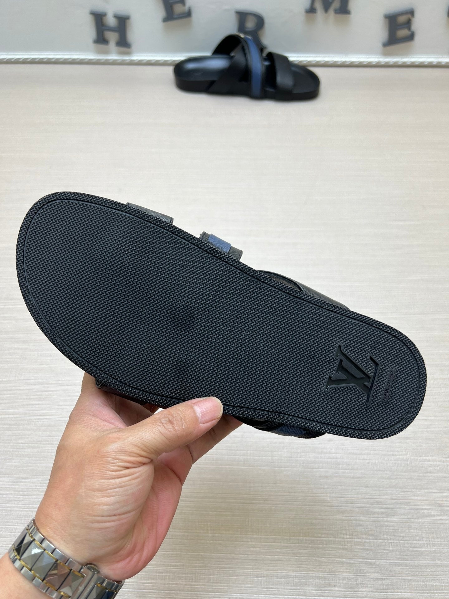 54E88Z Popular slippers