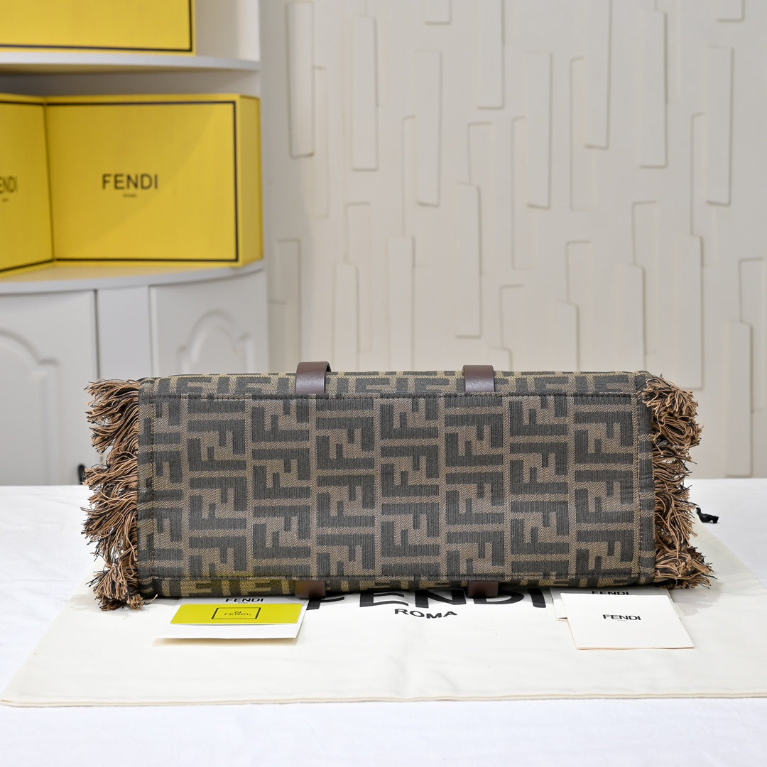 15RF135B Popular Bags