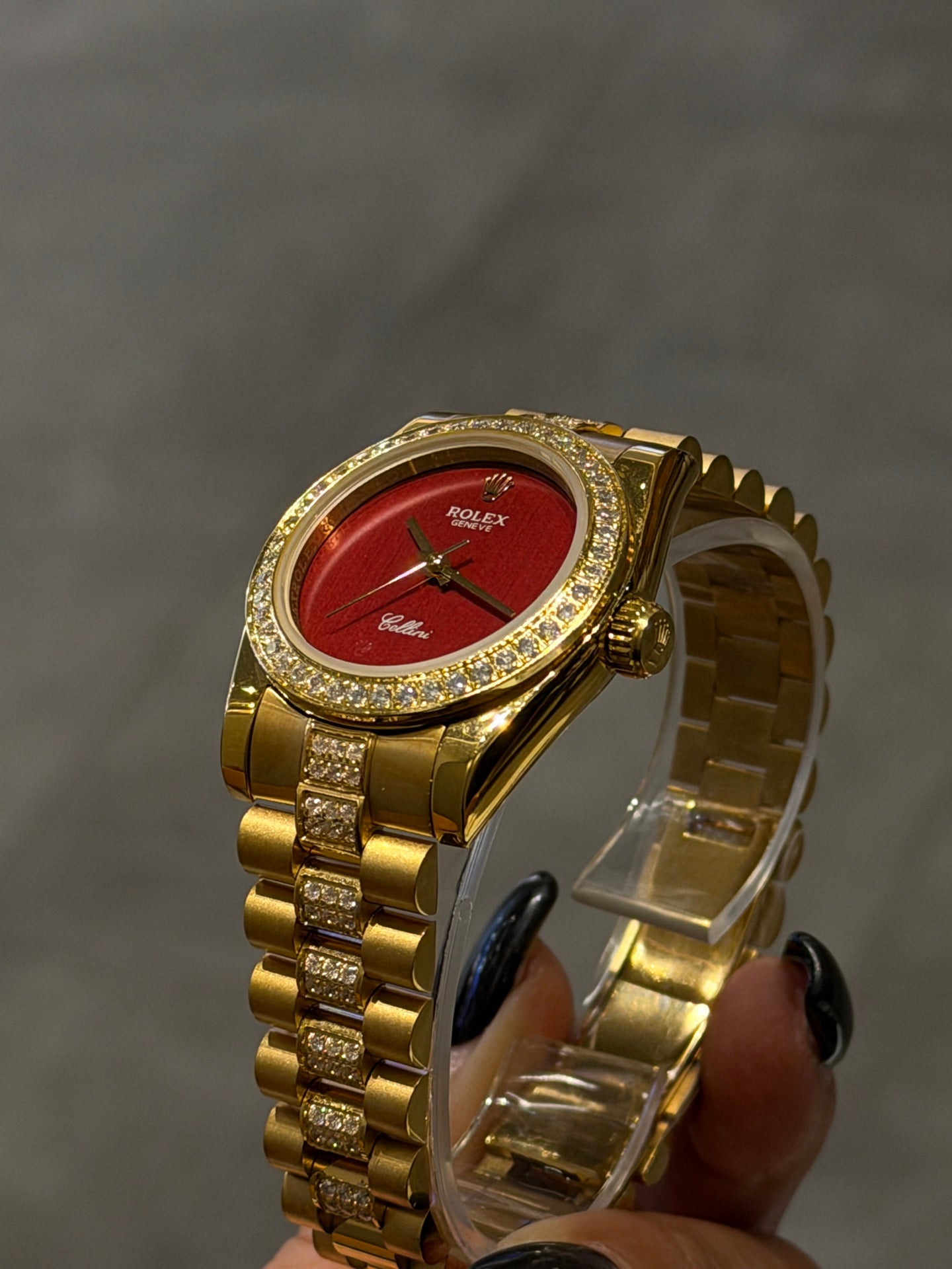 136RL25L Popular Watches