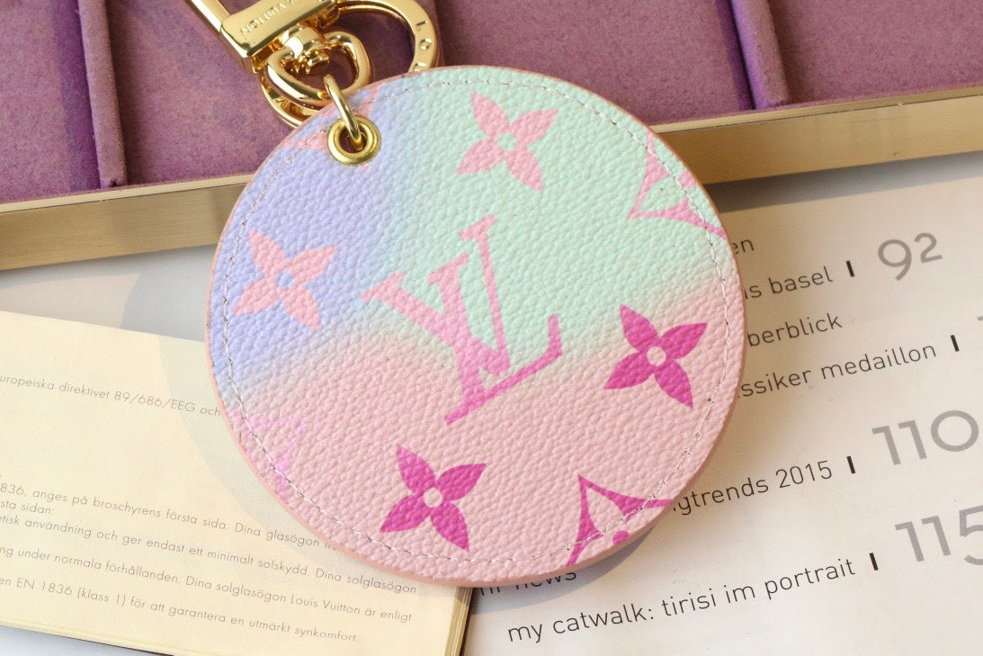 35QE22A Popular bag 's charms accessories