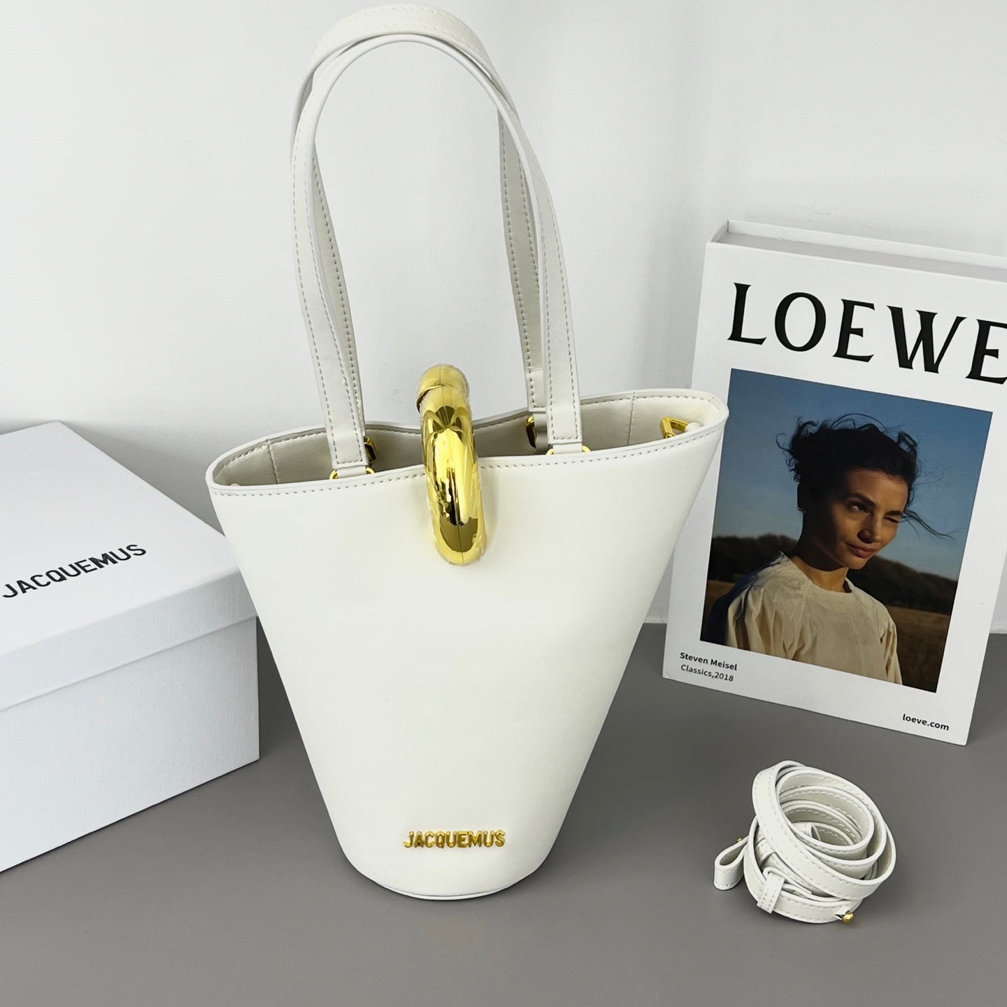 B1P46A140 Popular leather bags