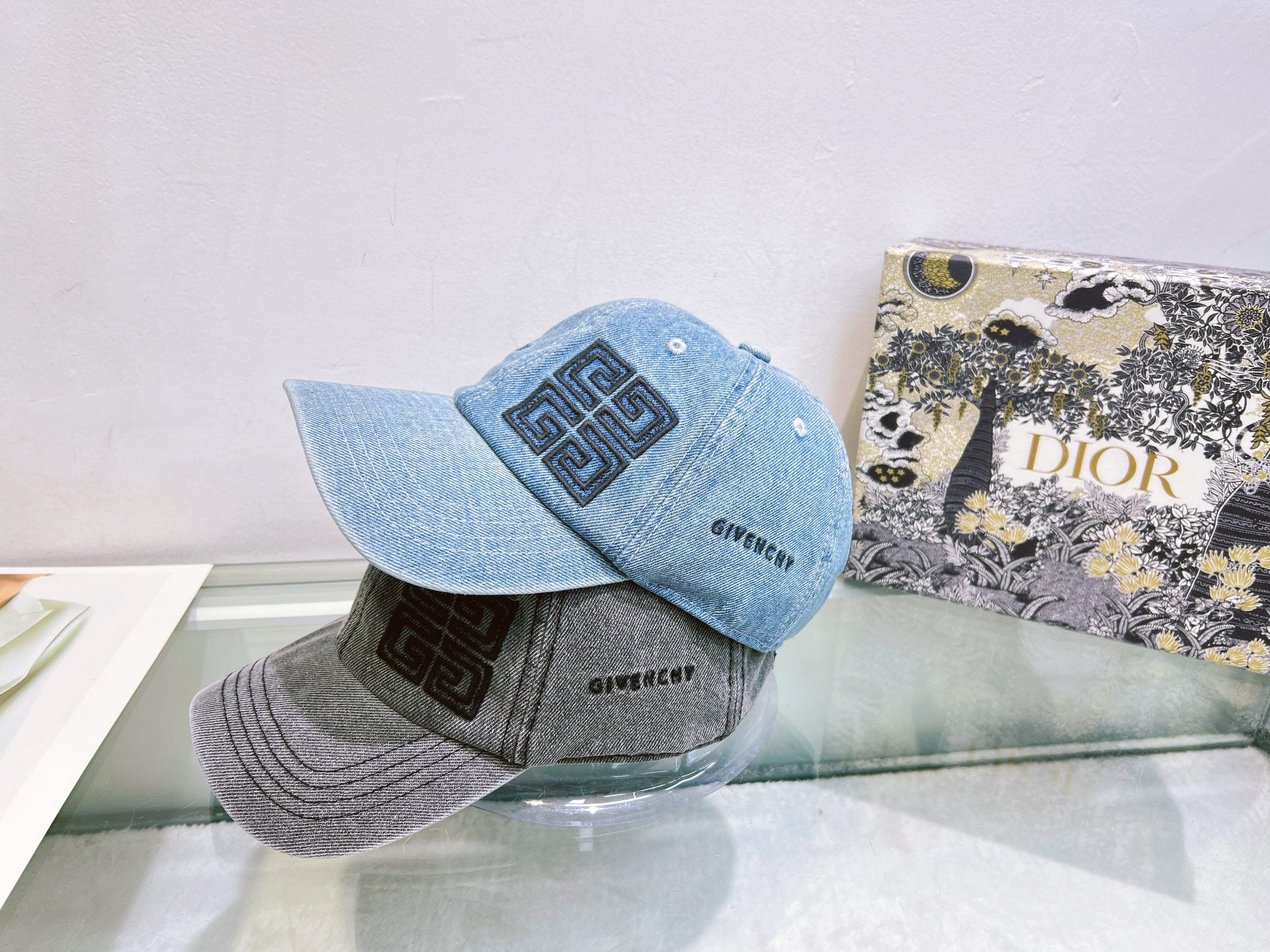 125ZGV508M Popular  hats